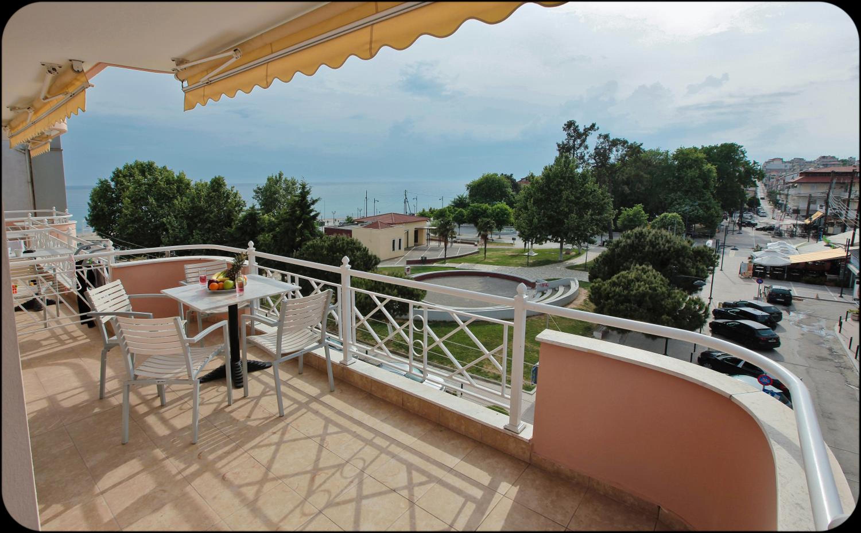 balcony