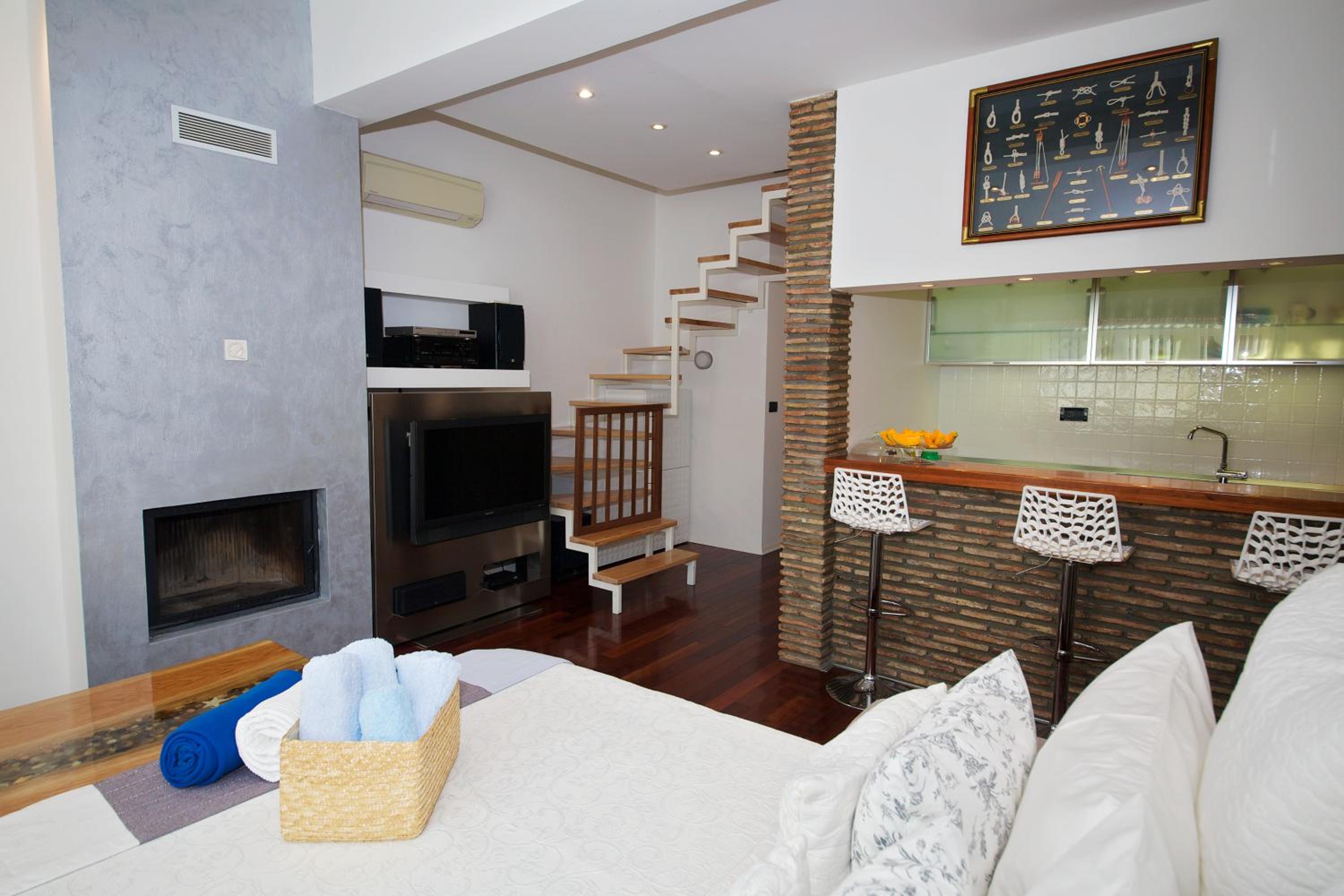 Apartment Leonardo view 5