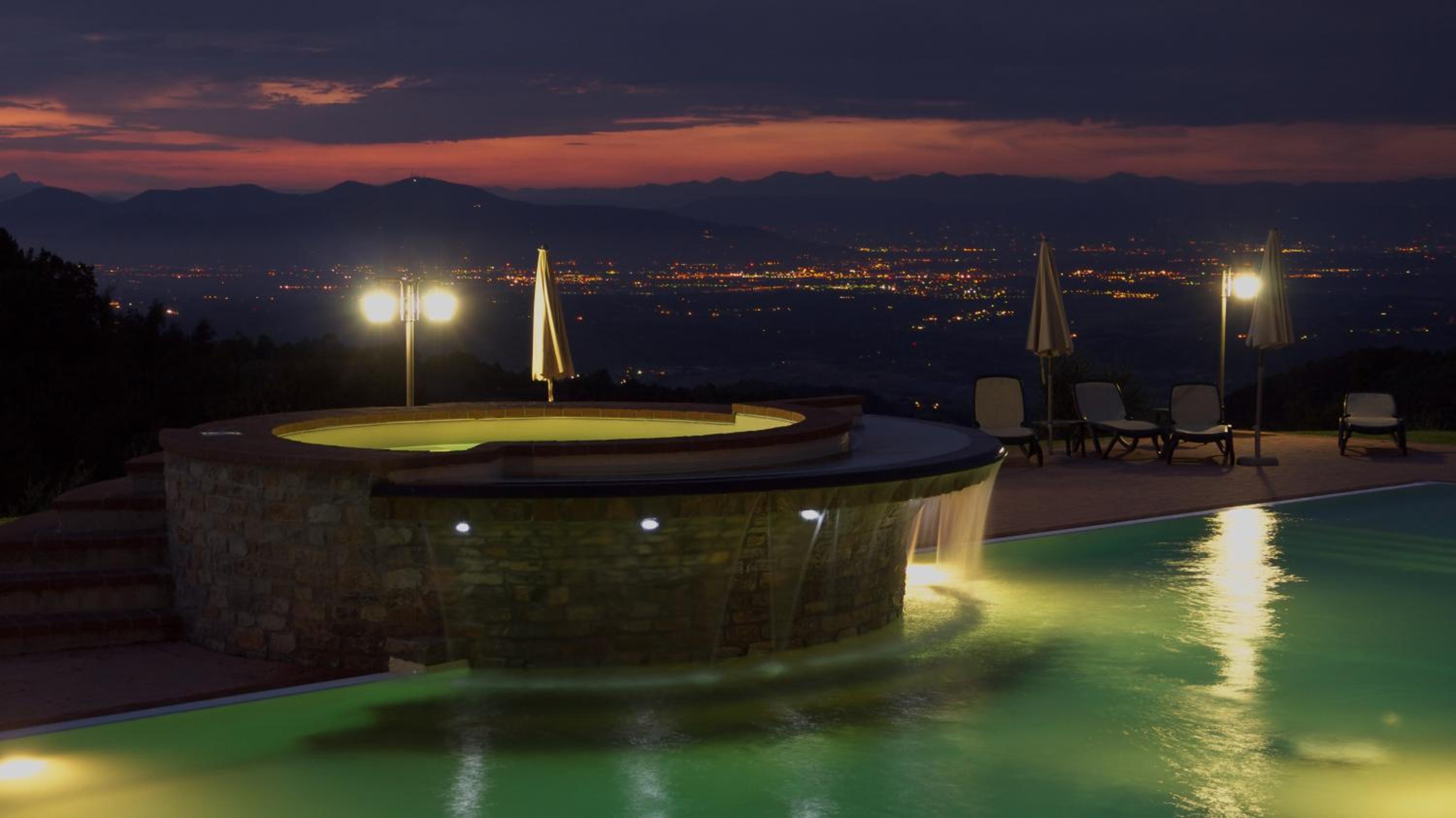 Villa Le Polle di Meletro - Exclusive Tuscan Villa with Private Pool & Panoramic Glass Sauna