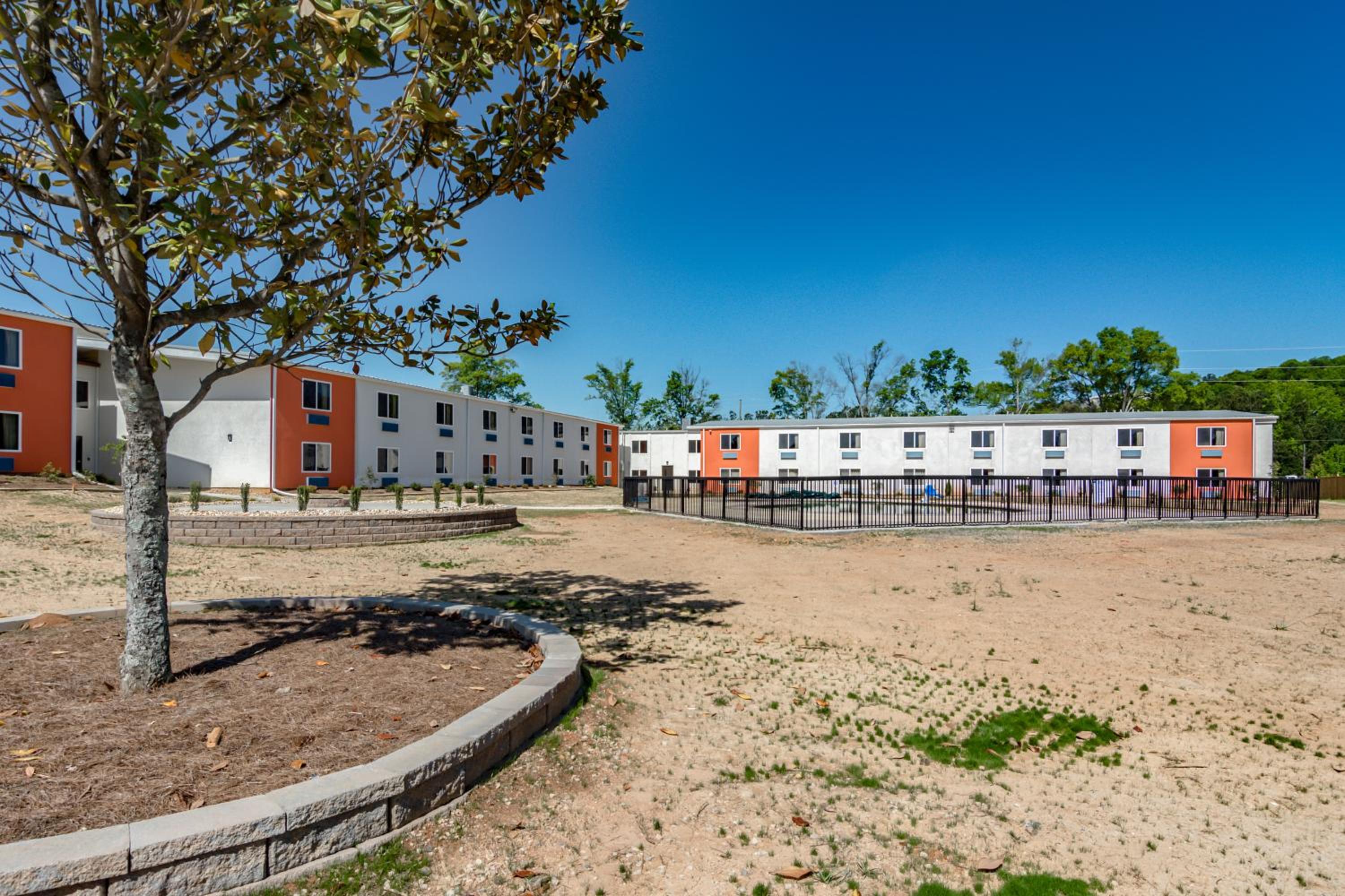 Motel 6-White, GA - Cartersville
