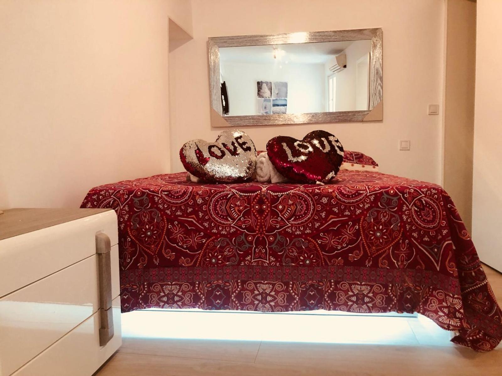 Apartment in Sol view 5
