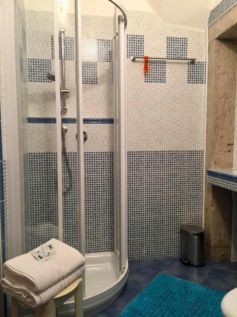 Photo 32