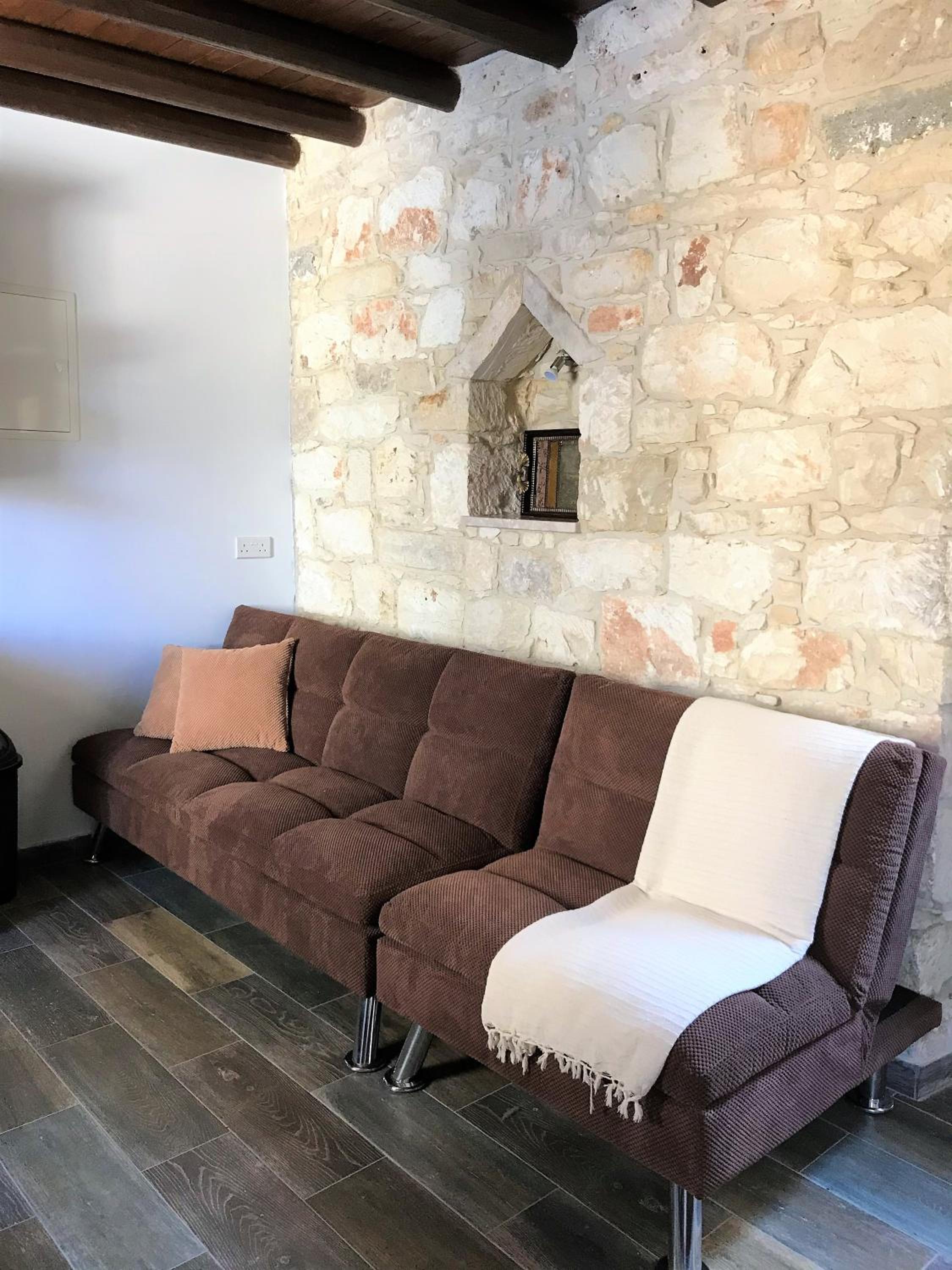 C-elena Suite