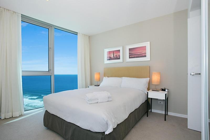Number 1 H Residences - WiFi, Parking & More by Gold Coast Holidays
