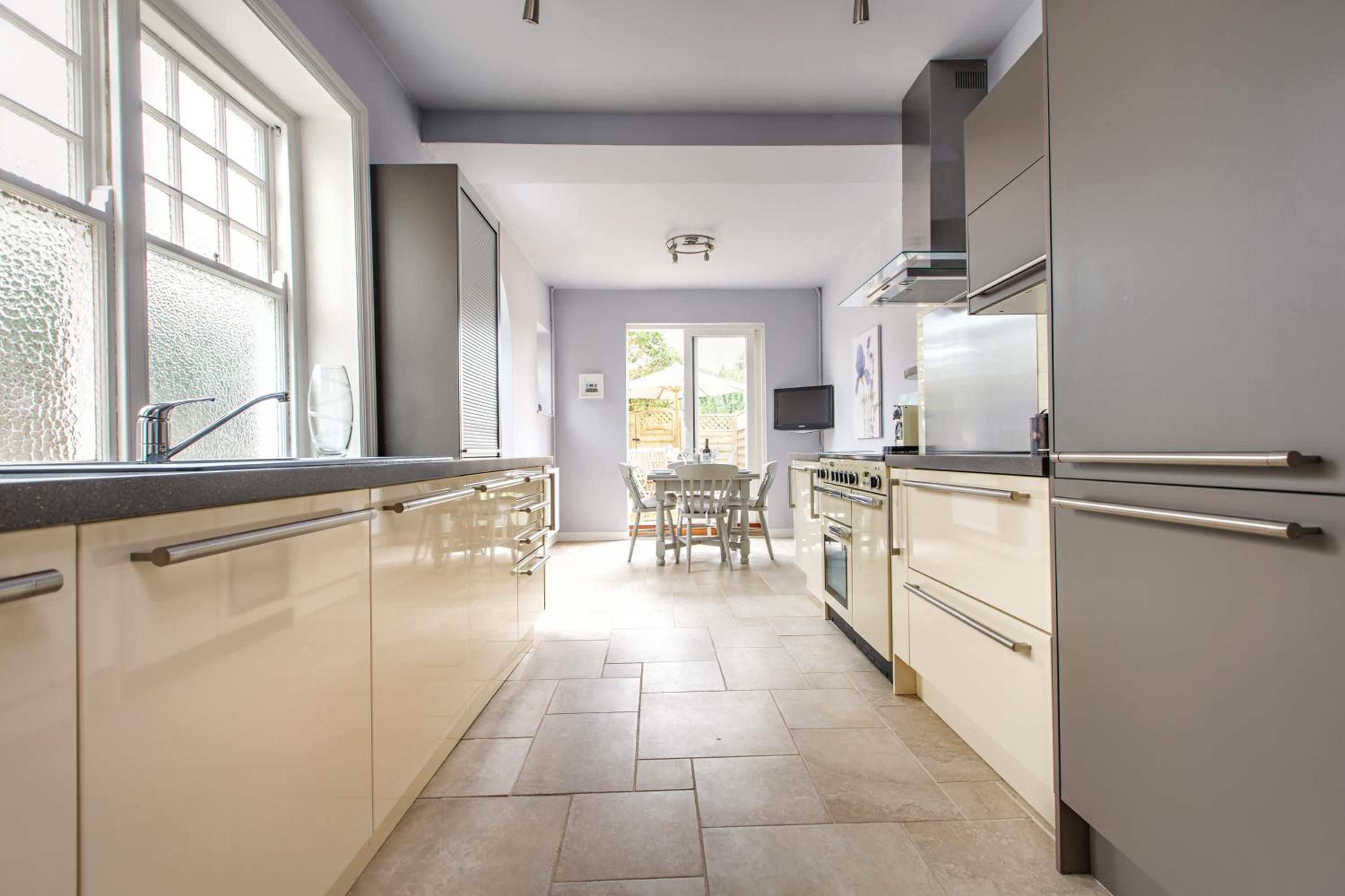 Alton House - The Annexe view 2