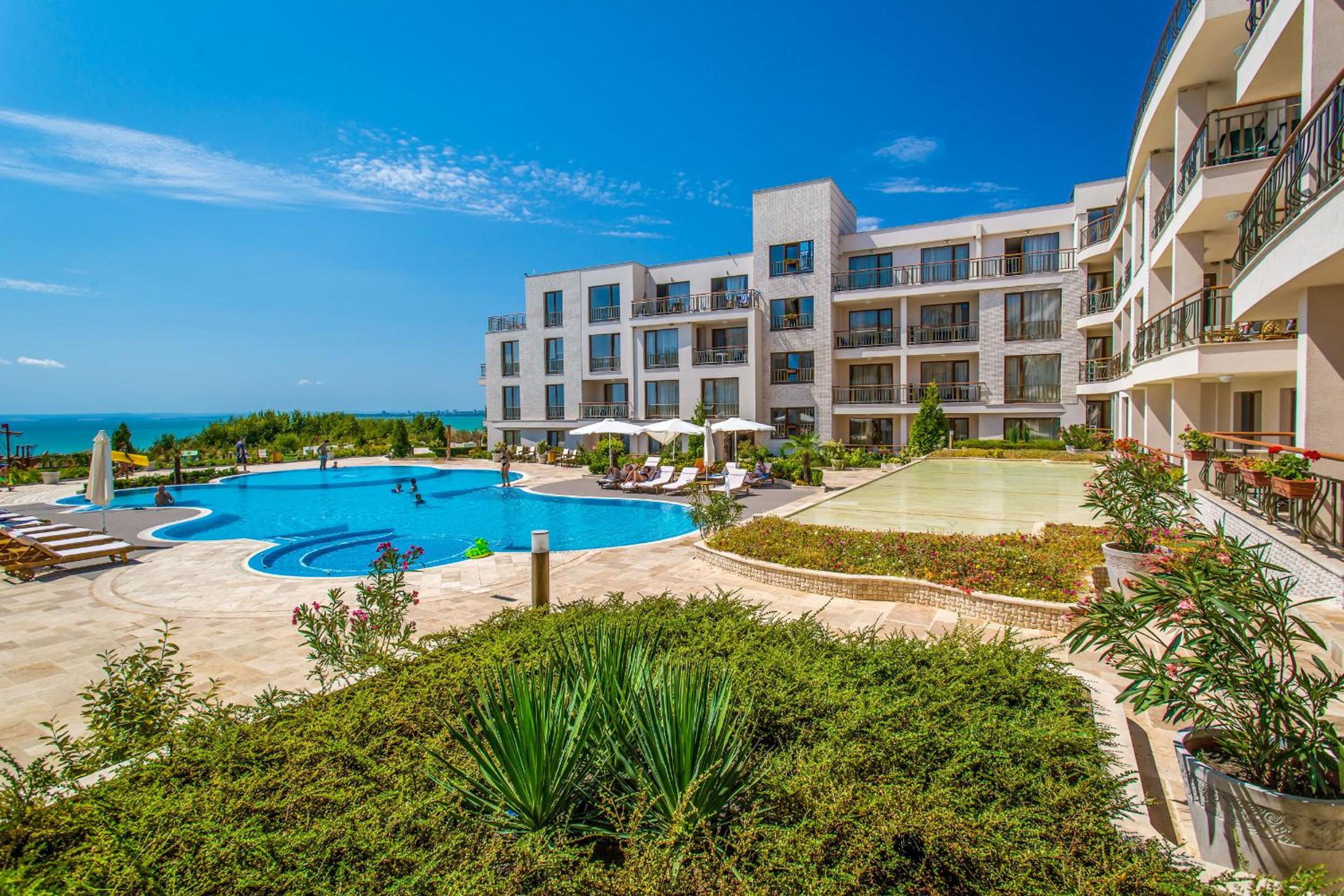 DIAMOND APARTMENT №1 - RELAX HOLIDAY VIEWS SEA AND POOL