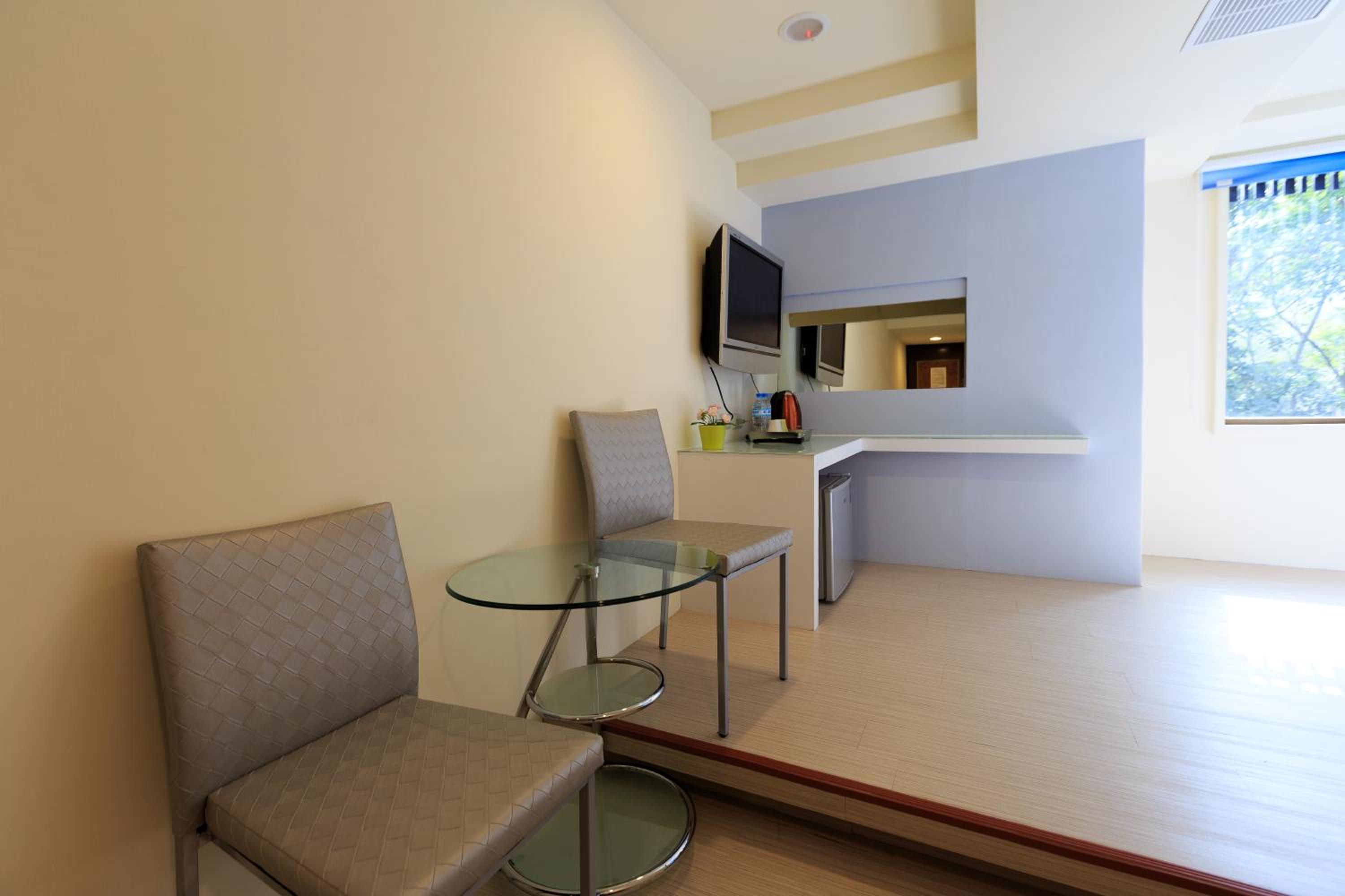 Travelyoung Hotel