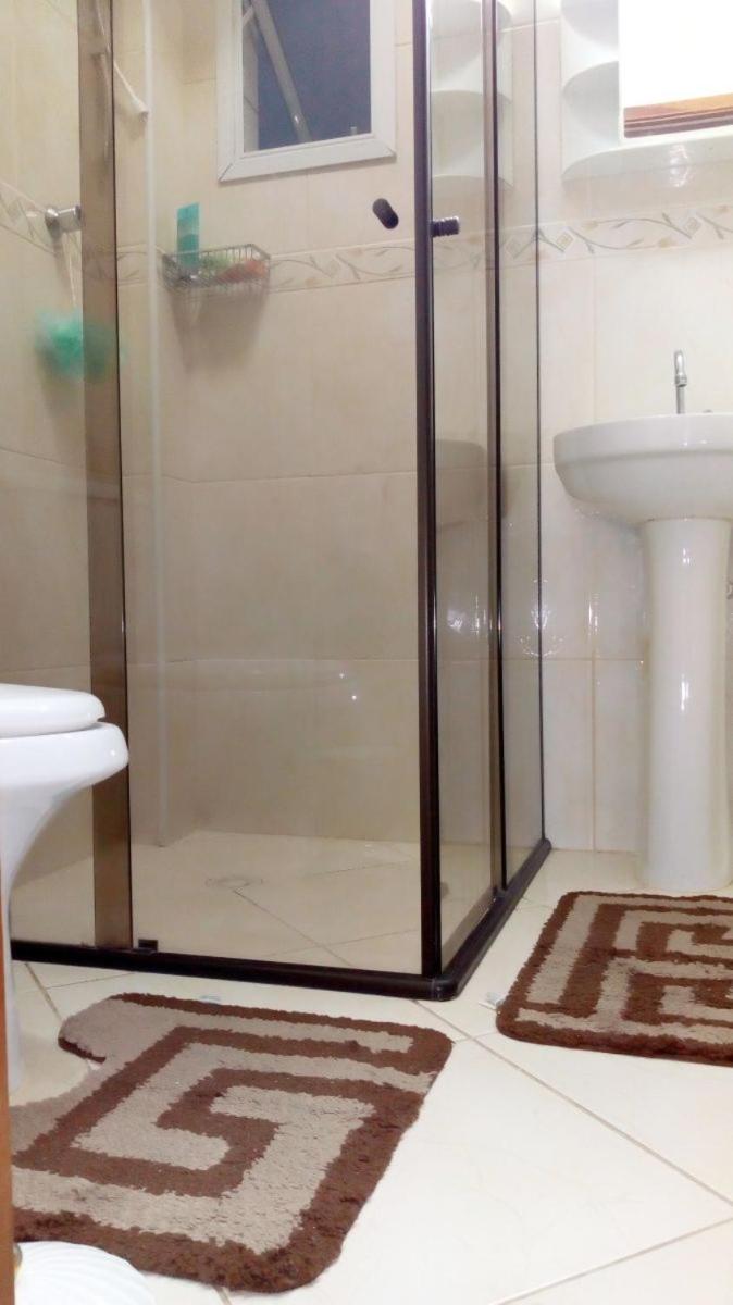Apto. (pé na areia) com Churrasqueira na sacada