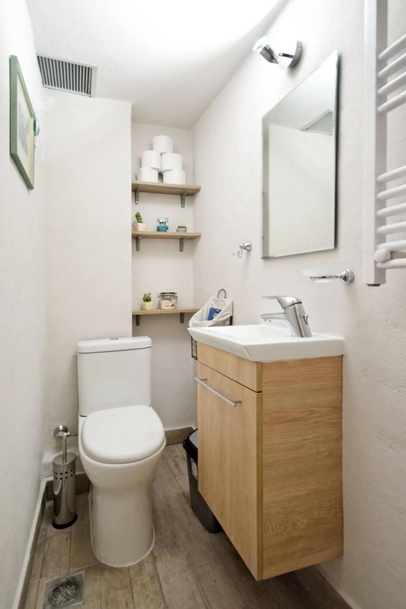 Caryatis Apartment photo 5