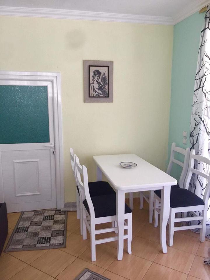 Vieri apartments
