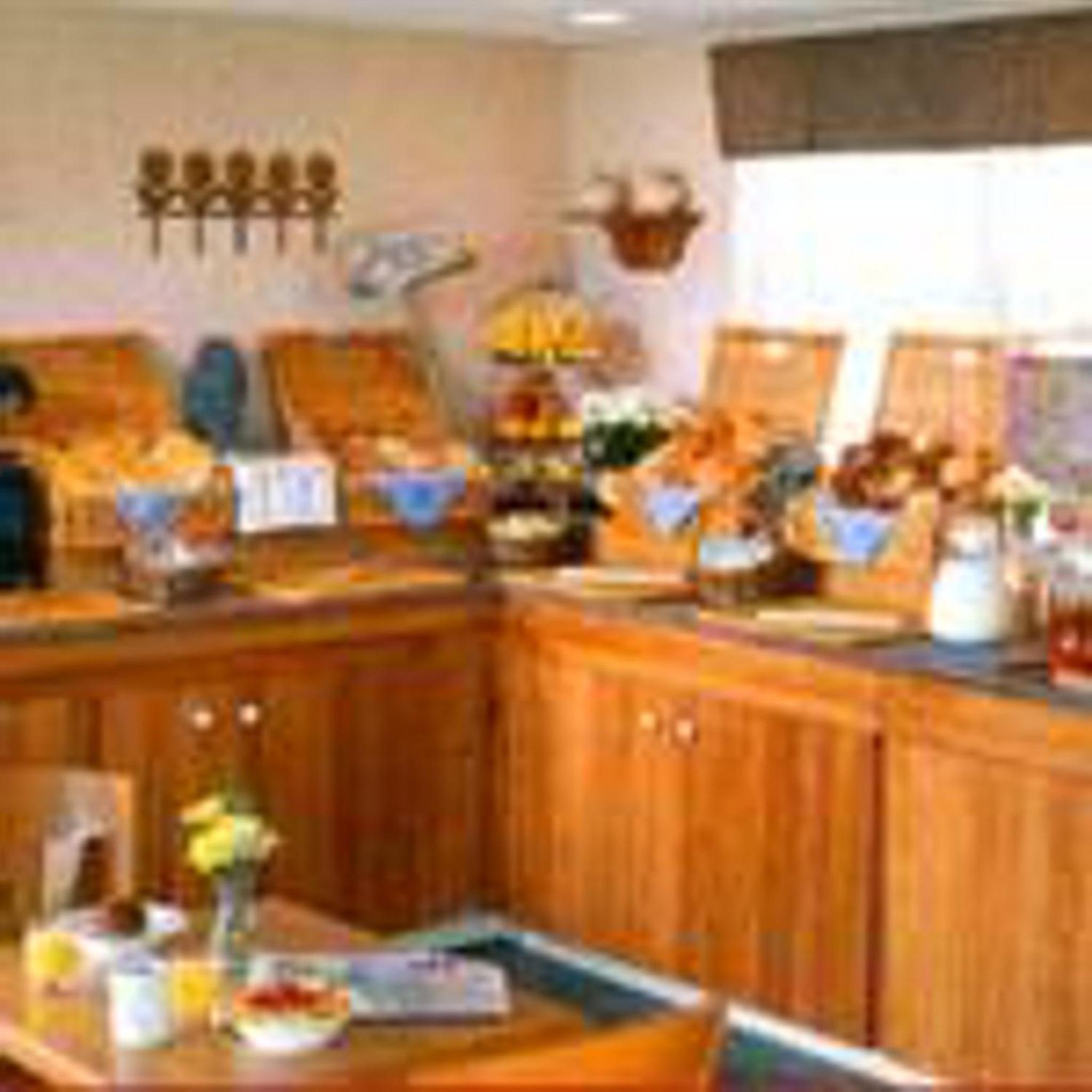 Rutland Vacations - Days Inn by Wyndham Rutland/Killington Area - Property Image 14
