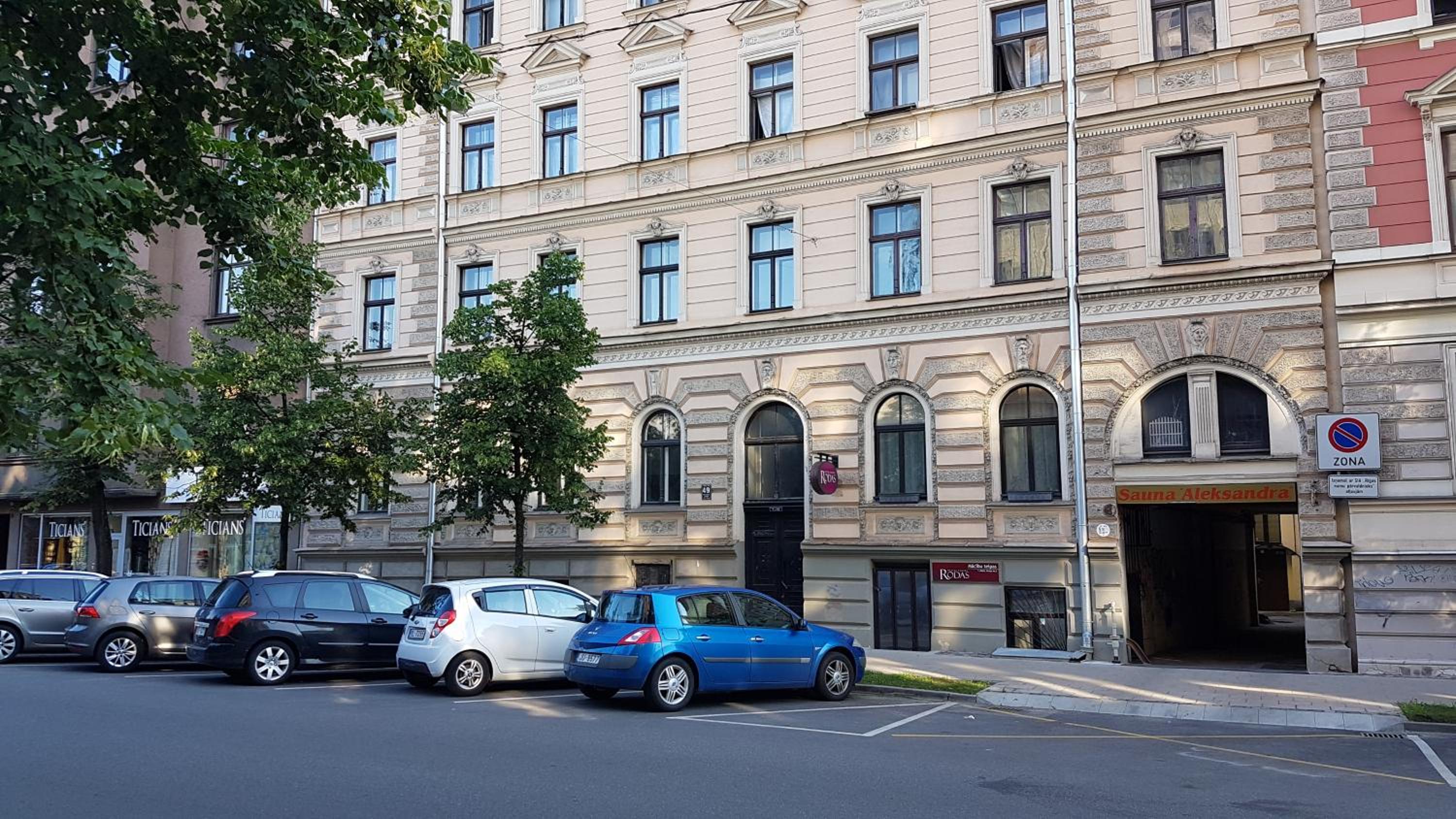 Renovated apartment in Riga center
