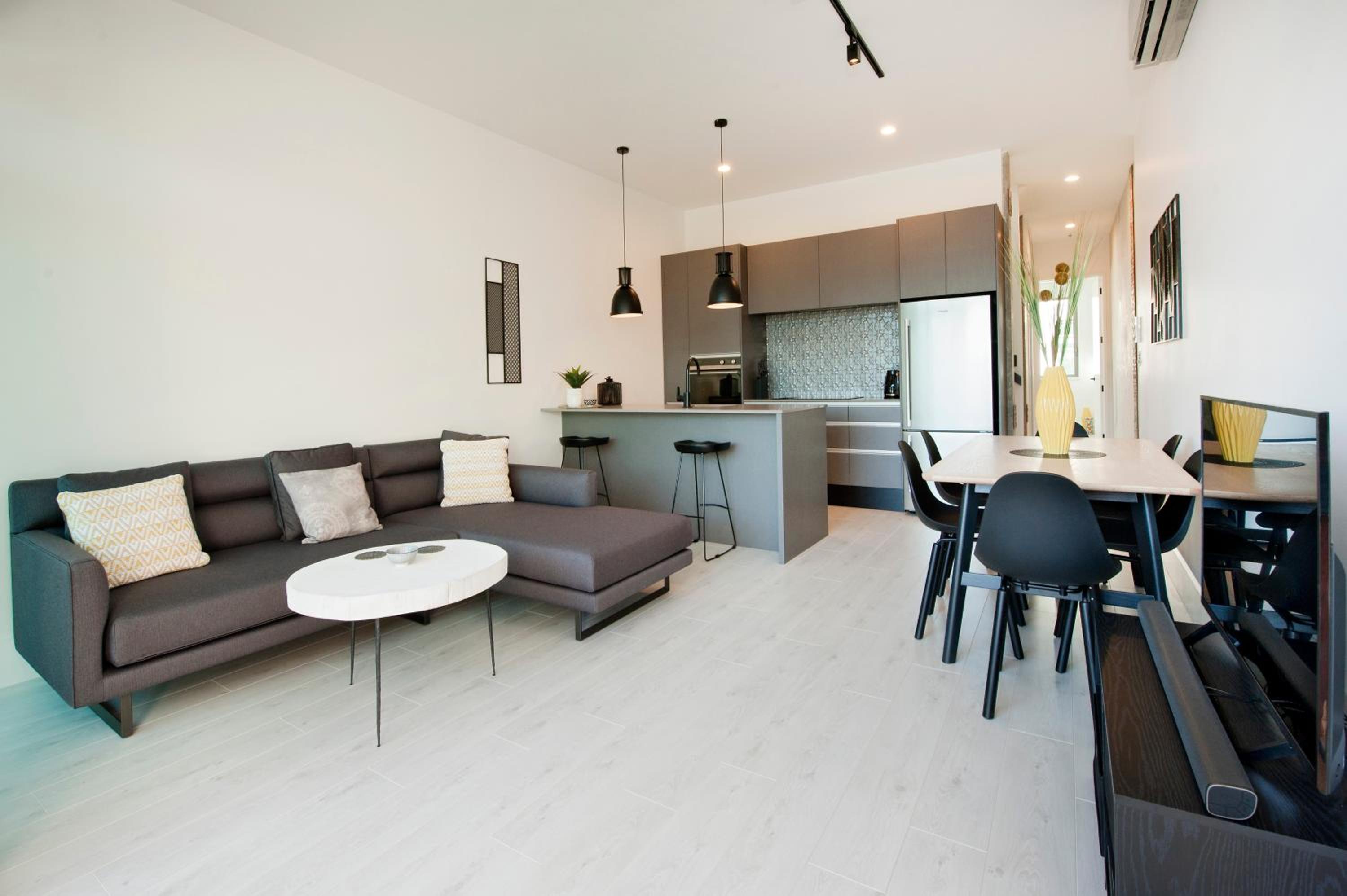 City Terrace Apartment view 5