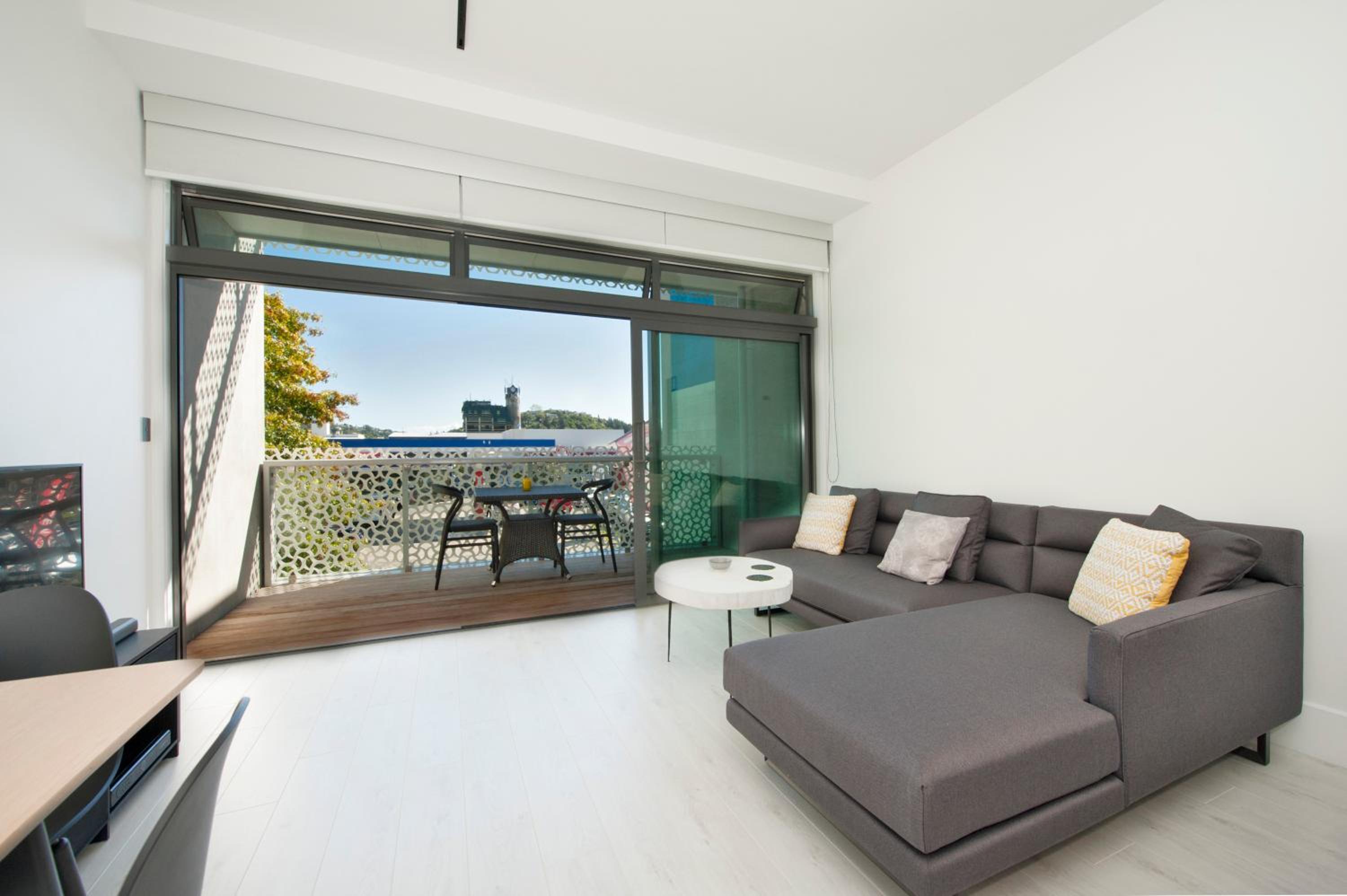 City Terrace Apartment view 4