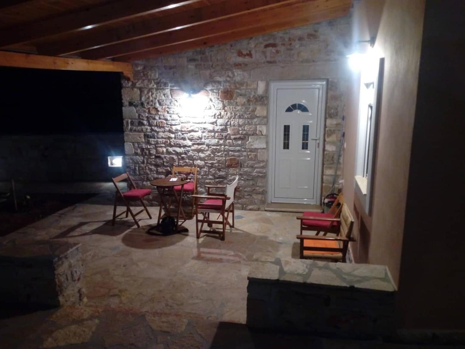Photo 41