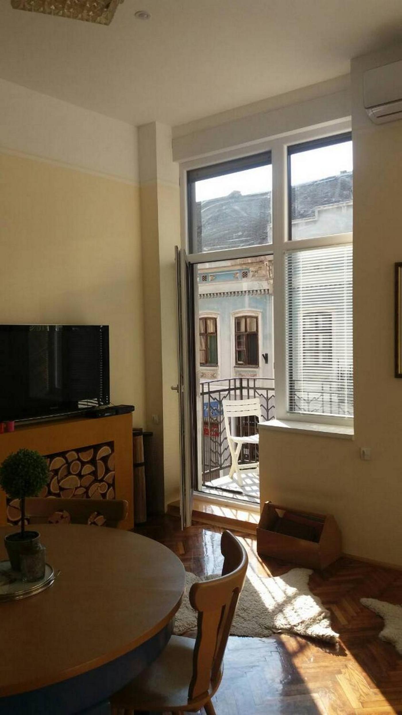 Ergzotic Apartments & Room