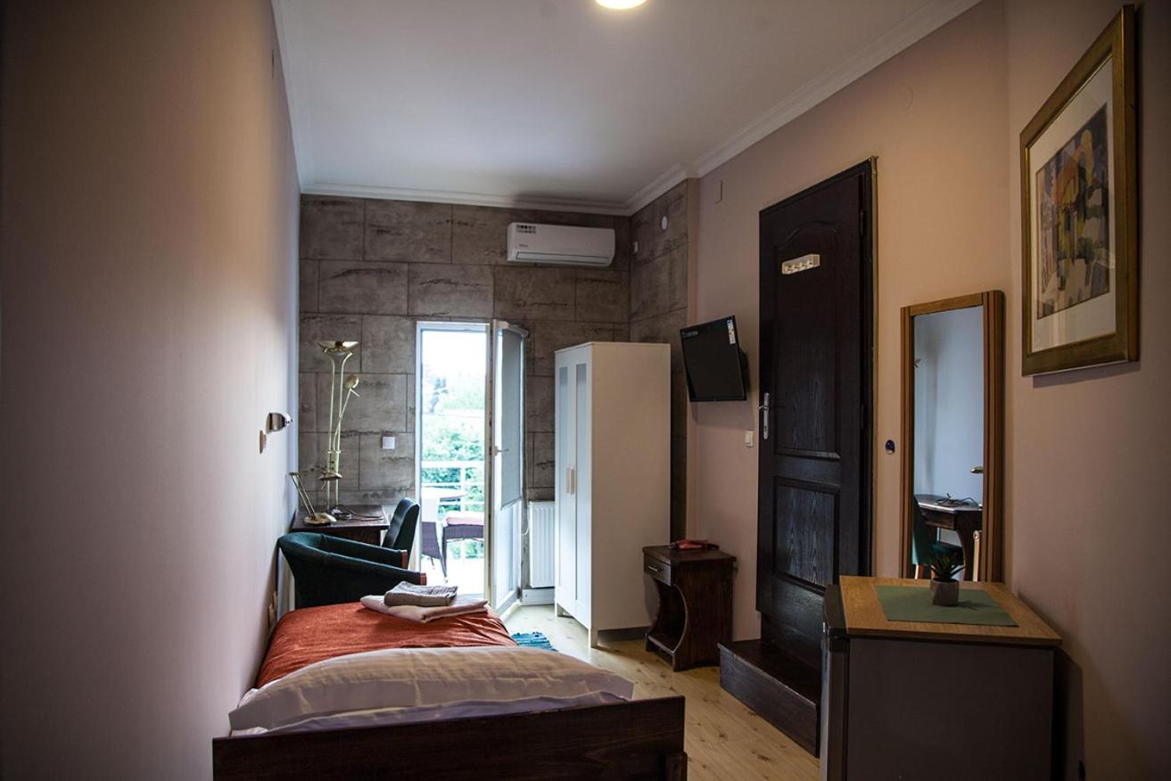 Vila Mila Riverside Apartments