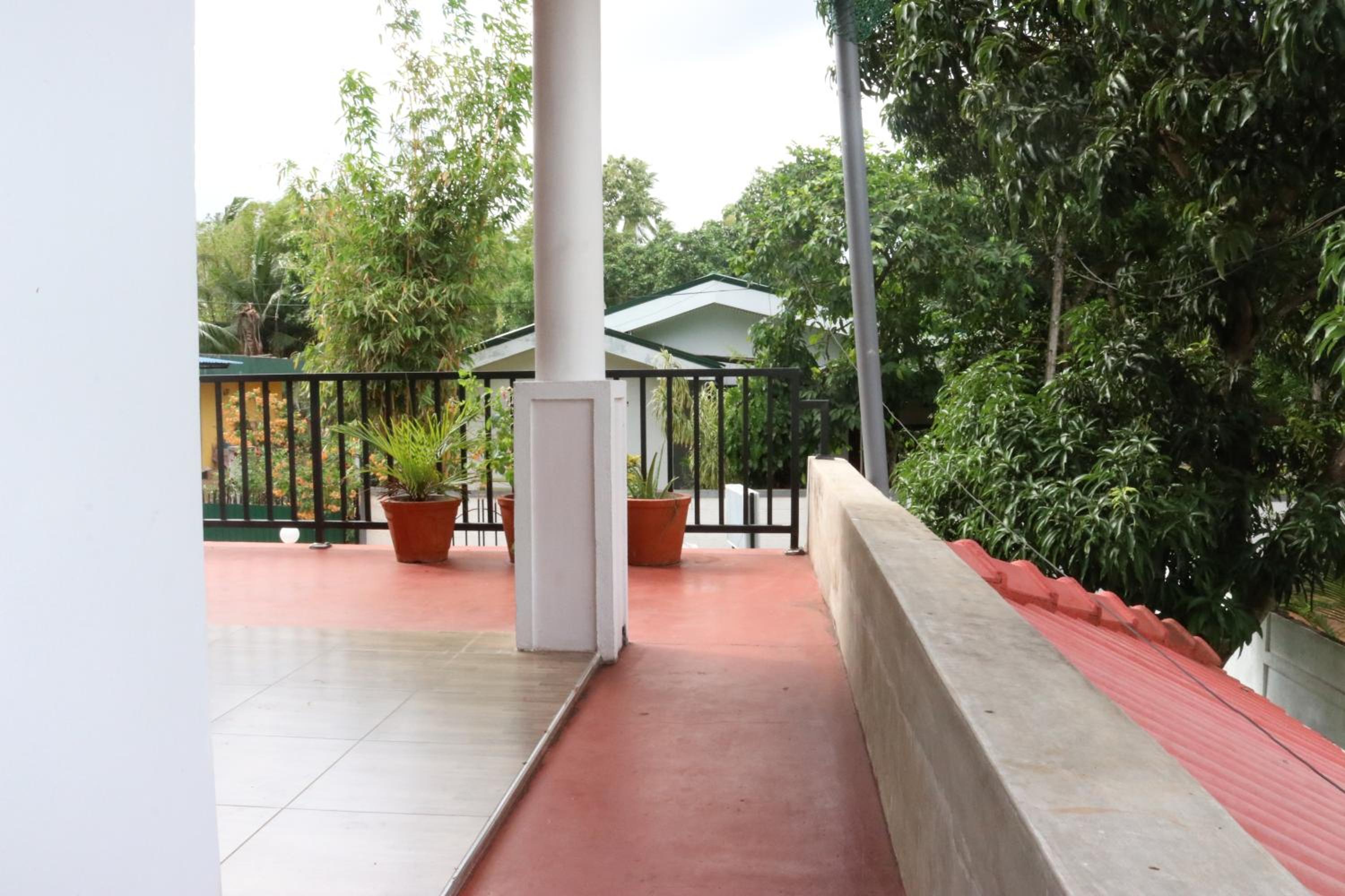 Sanasuma Rest view 3