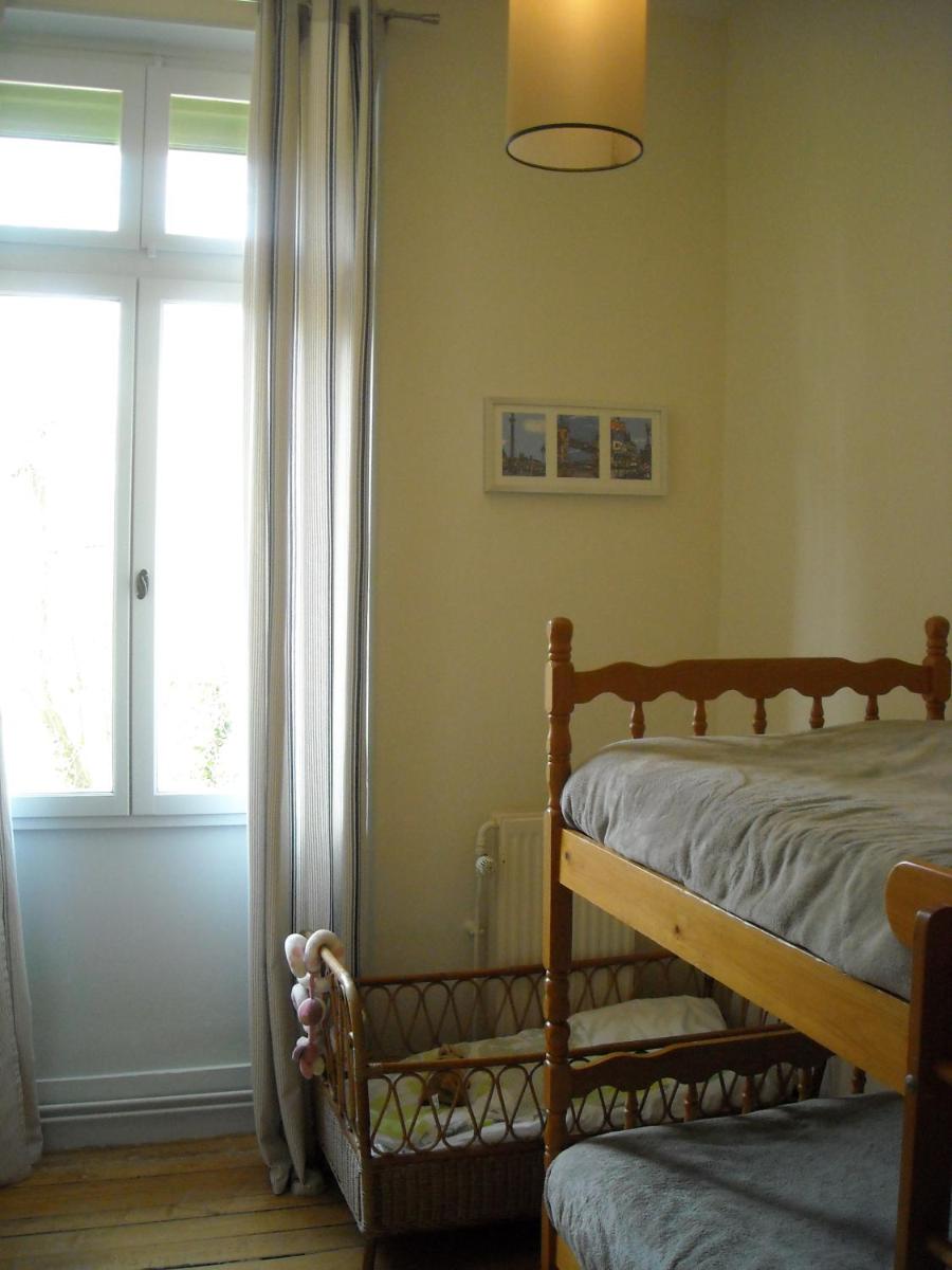 chateau de Pougy view 4