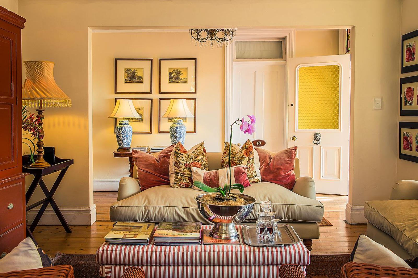 Goble Palms Guest Lodge & Urban Retreat