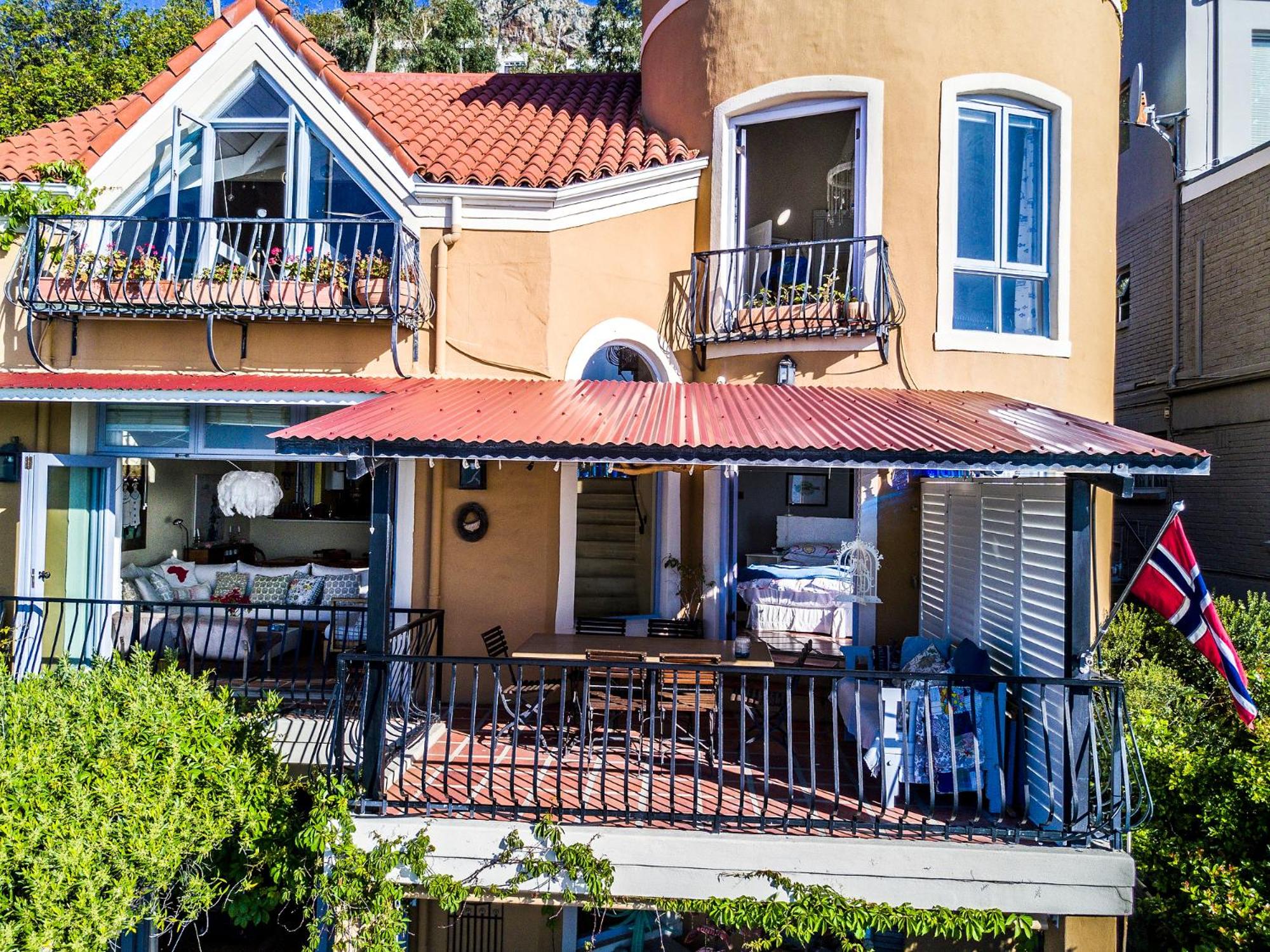 'Cardamom House', Enchanting Vacation Home 2 min from the Beach, Sleeps 5