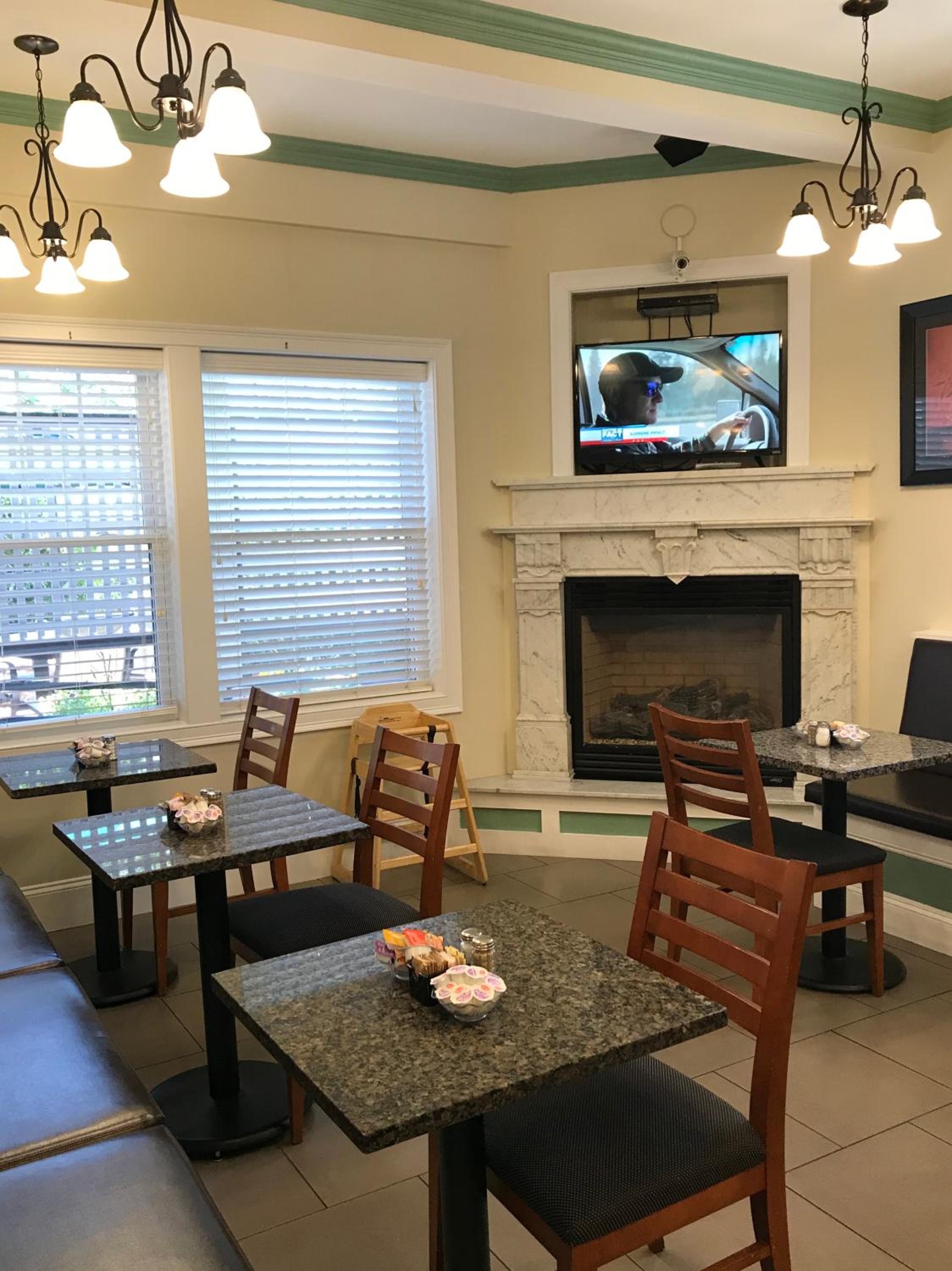 Crescent Suites Hotel - Property Image 2