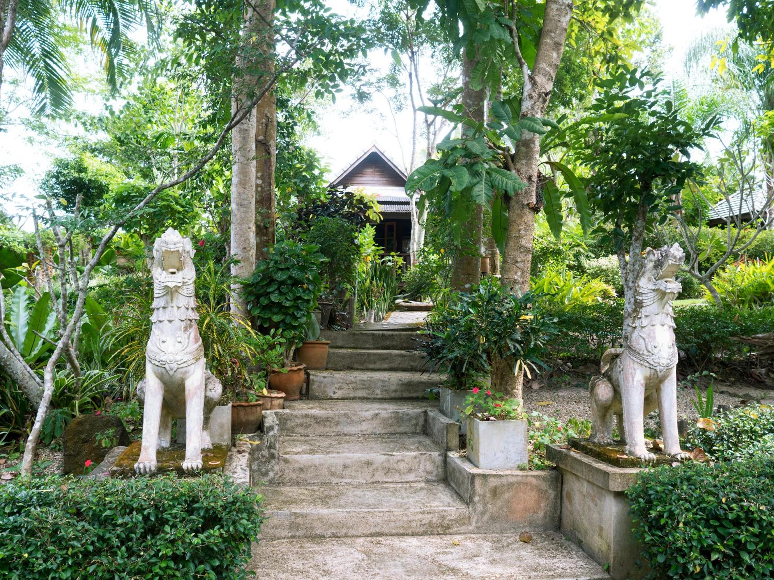 Mae Nai Gardens