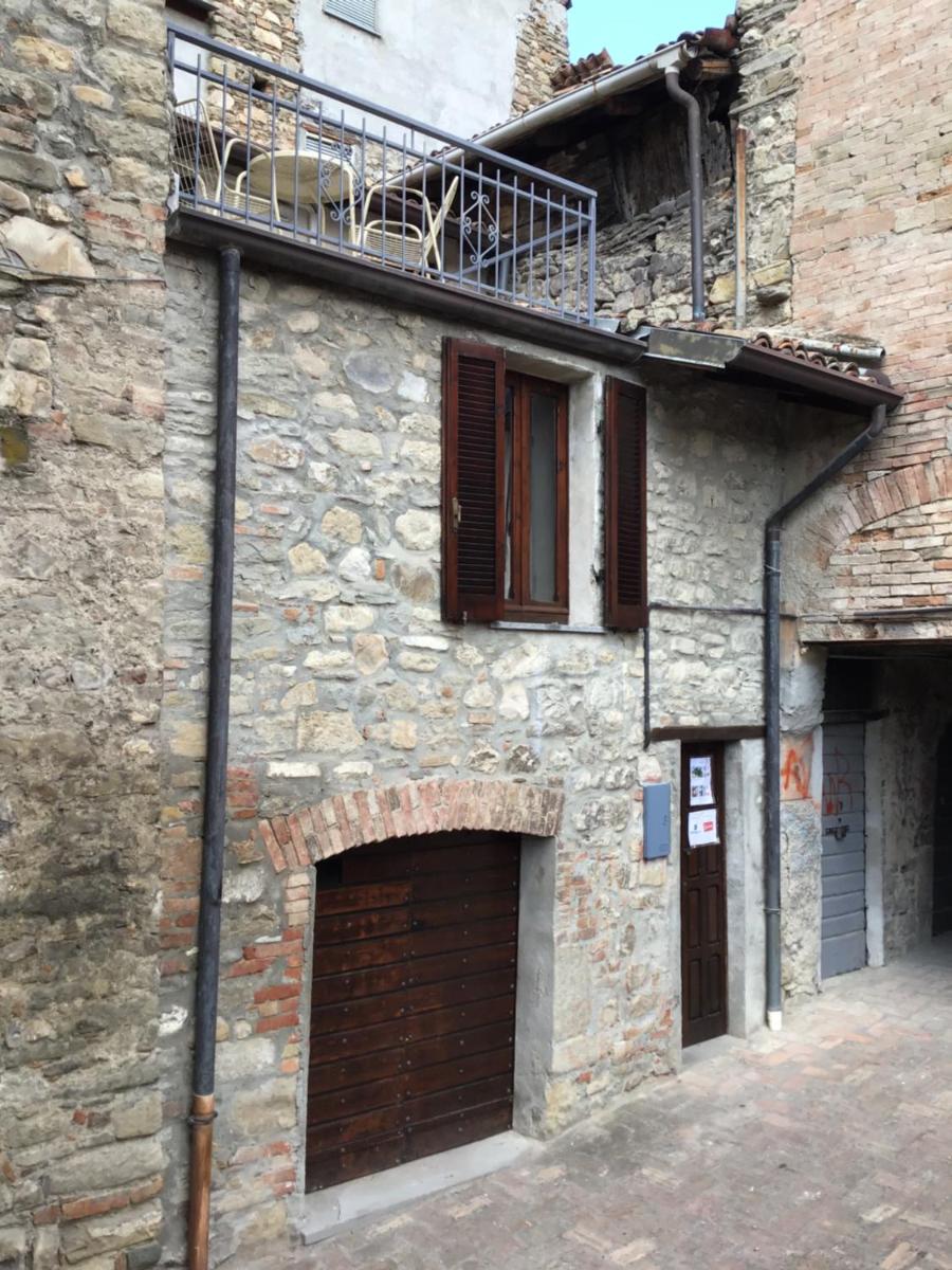 Varzi sotto i portici photo 2