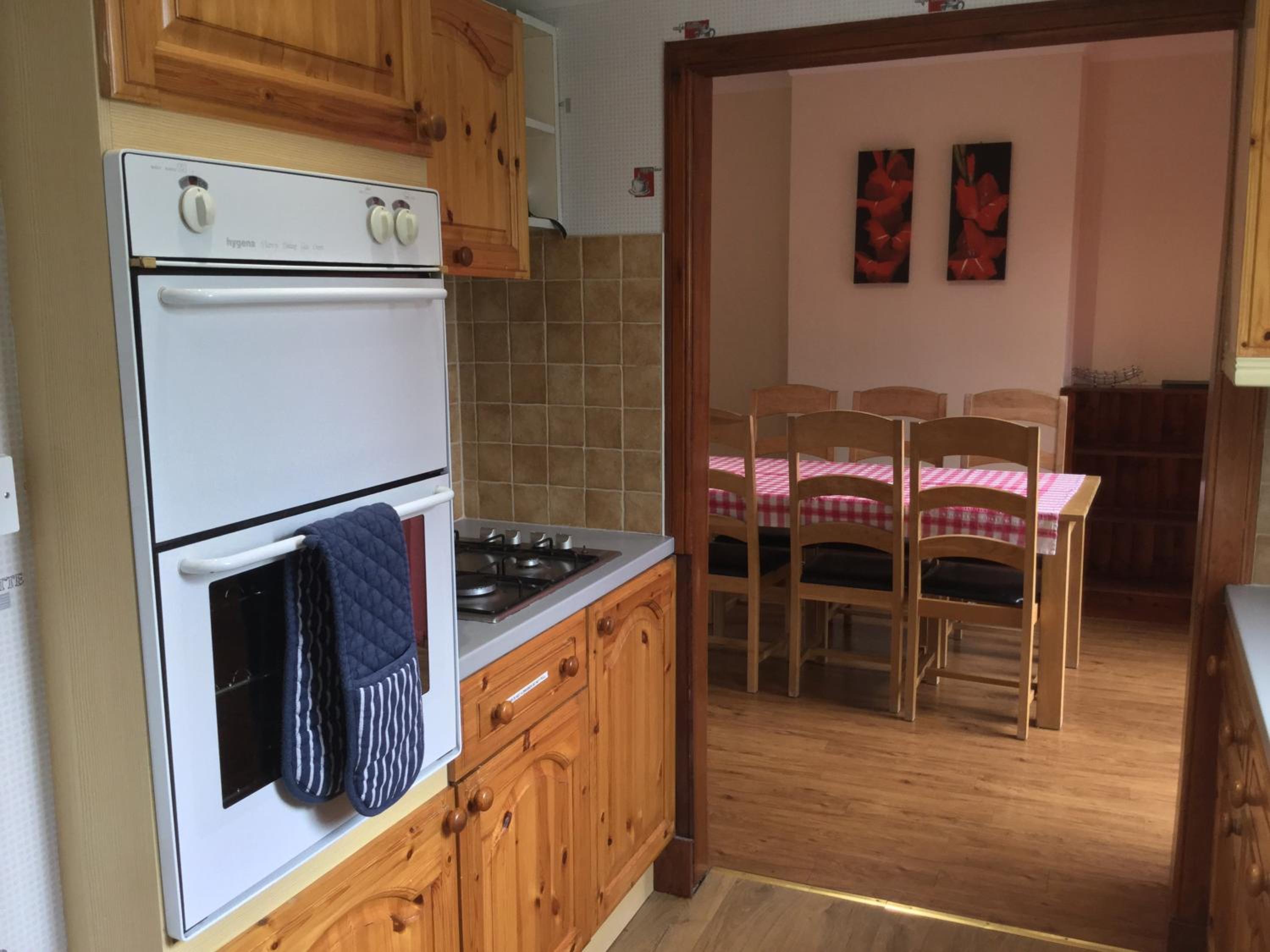 3 Bedroom Culduthel House Free Parking