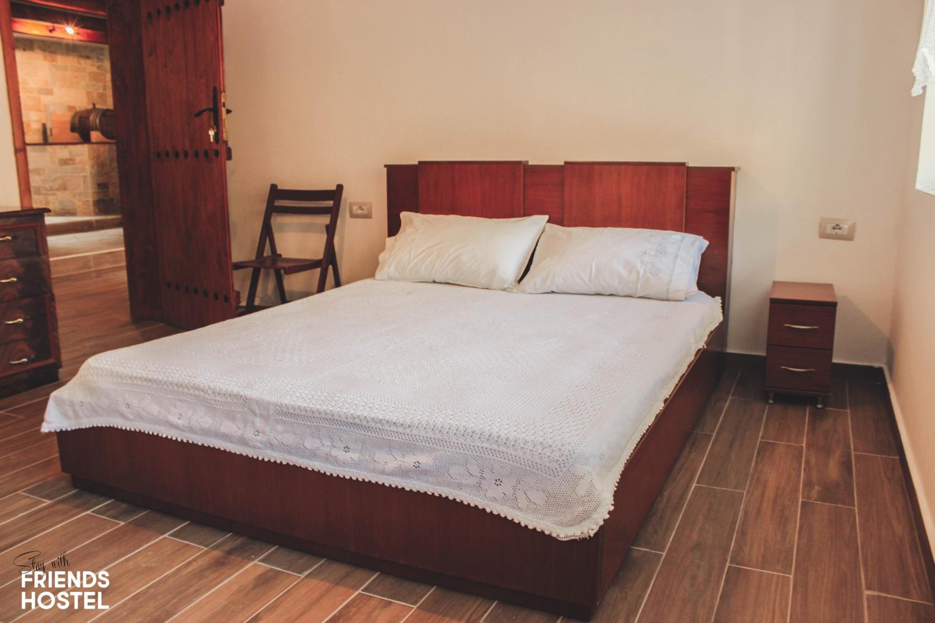 Friends' Guesthouse & Hostel