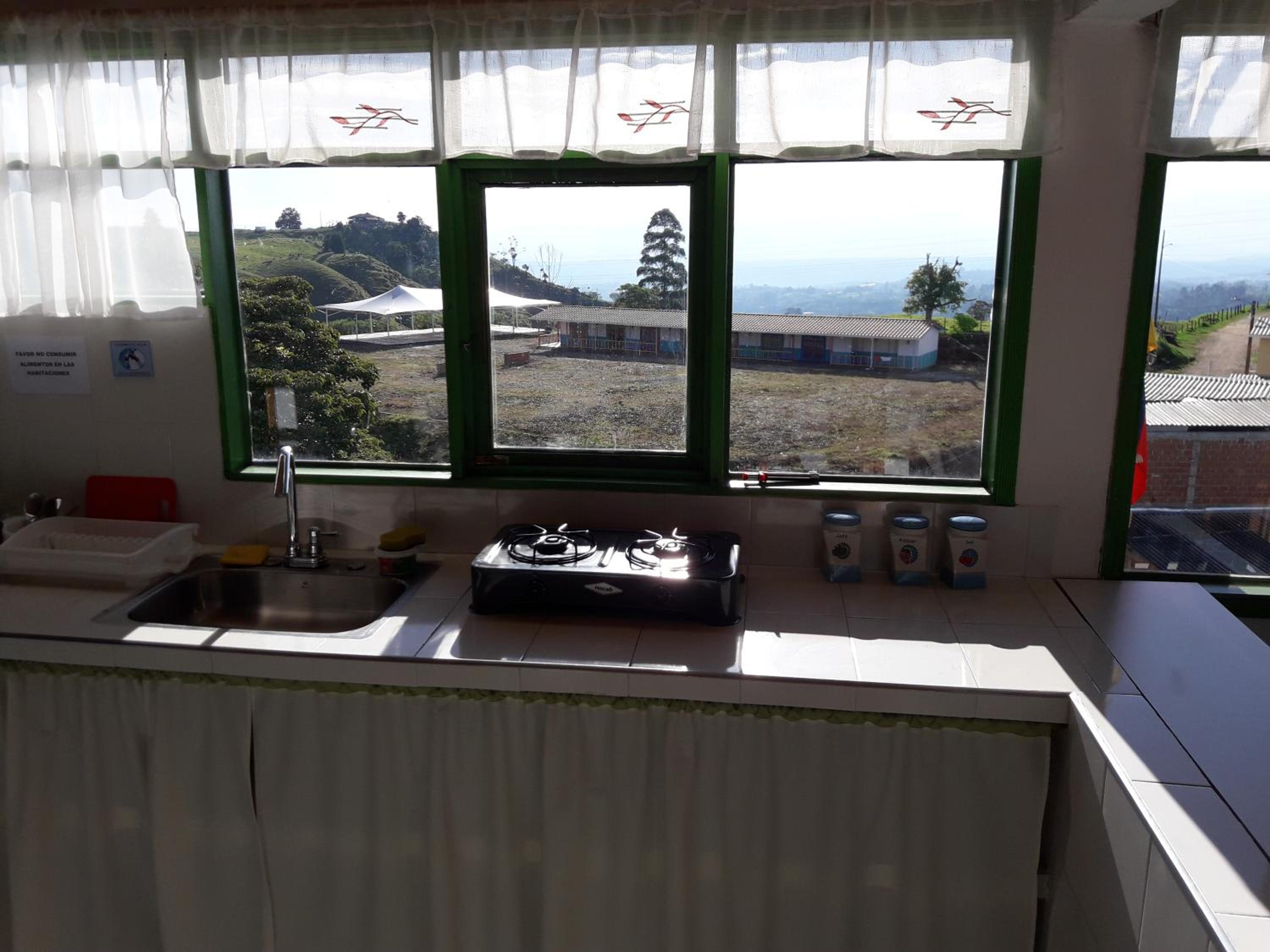 Yerbabuena Hostel Filandia view 4