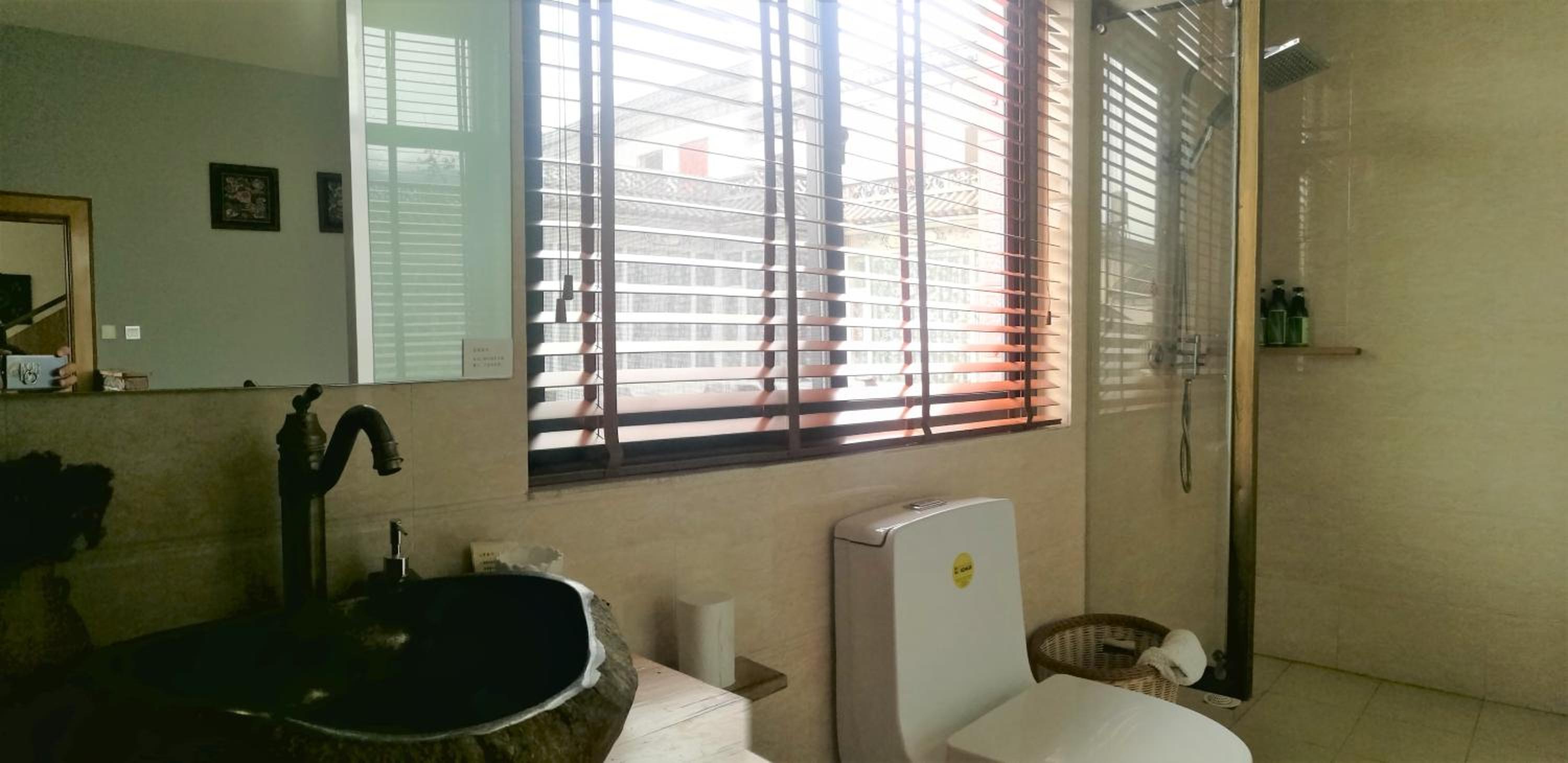 Dali Buxianshan Guesthouse-in Dali ancient city, free coffee, english speaking employee