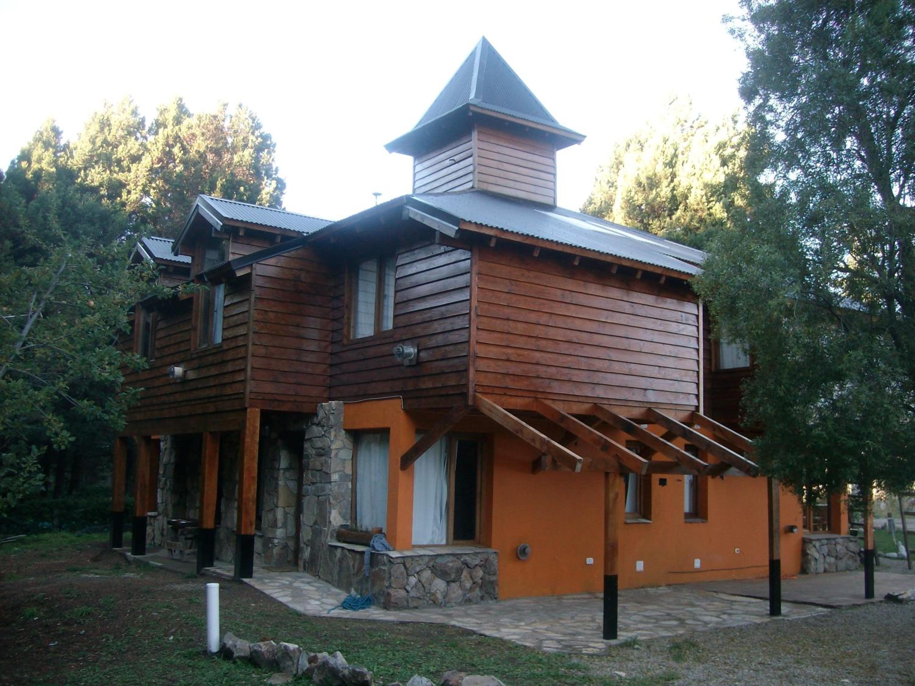 Tinsel's House