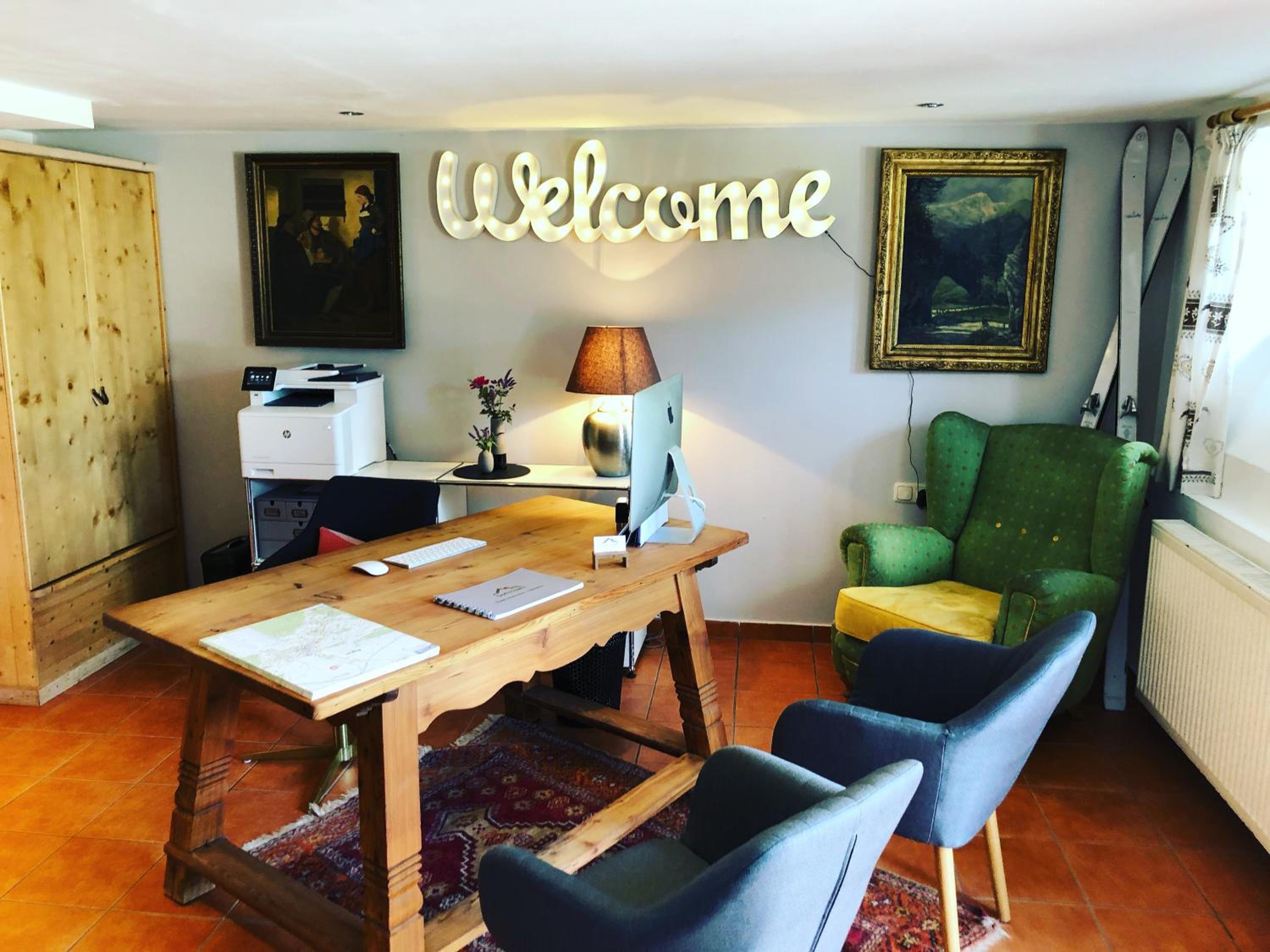 Dorfchalets & Apartments - in Kaprun centre including FREE entry Tauern Spa and Summer Card