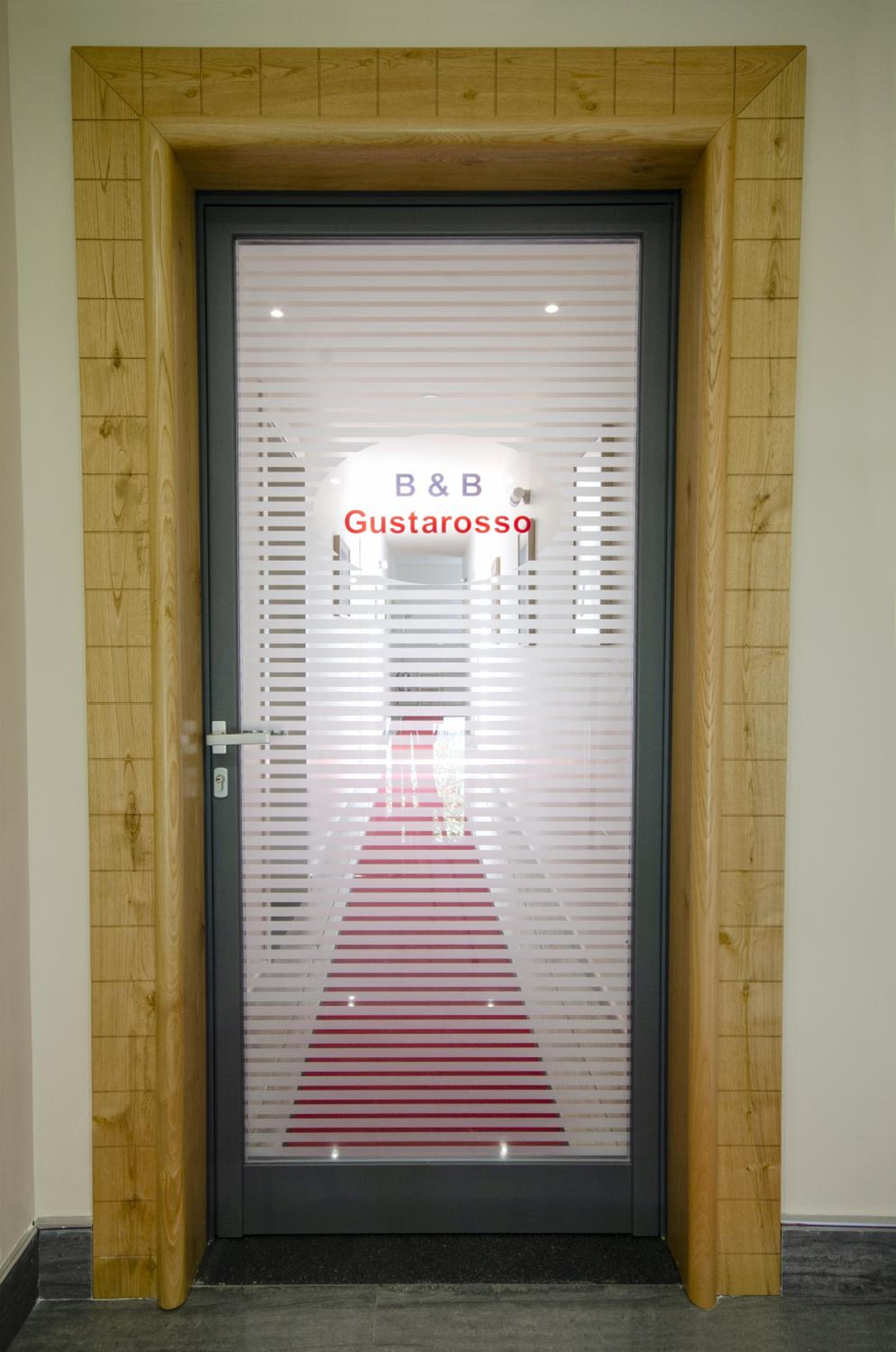 Gustarosso Rooms