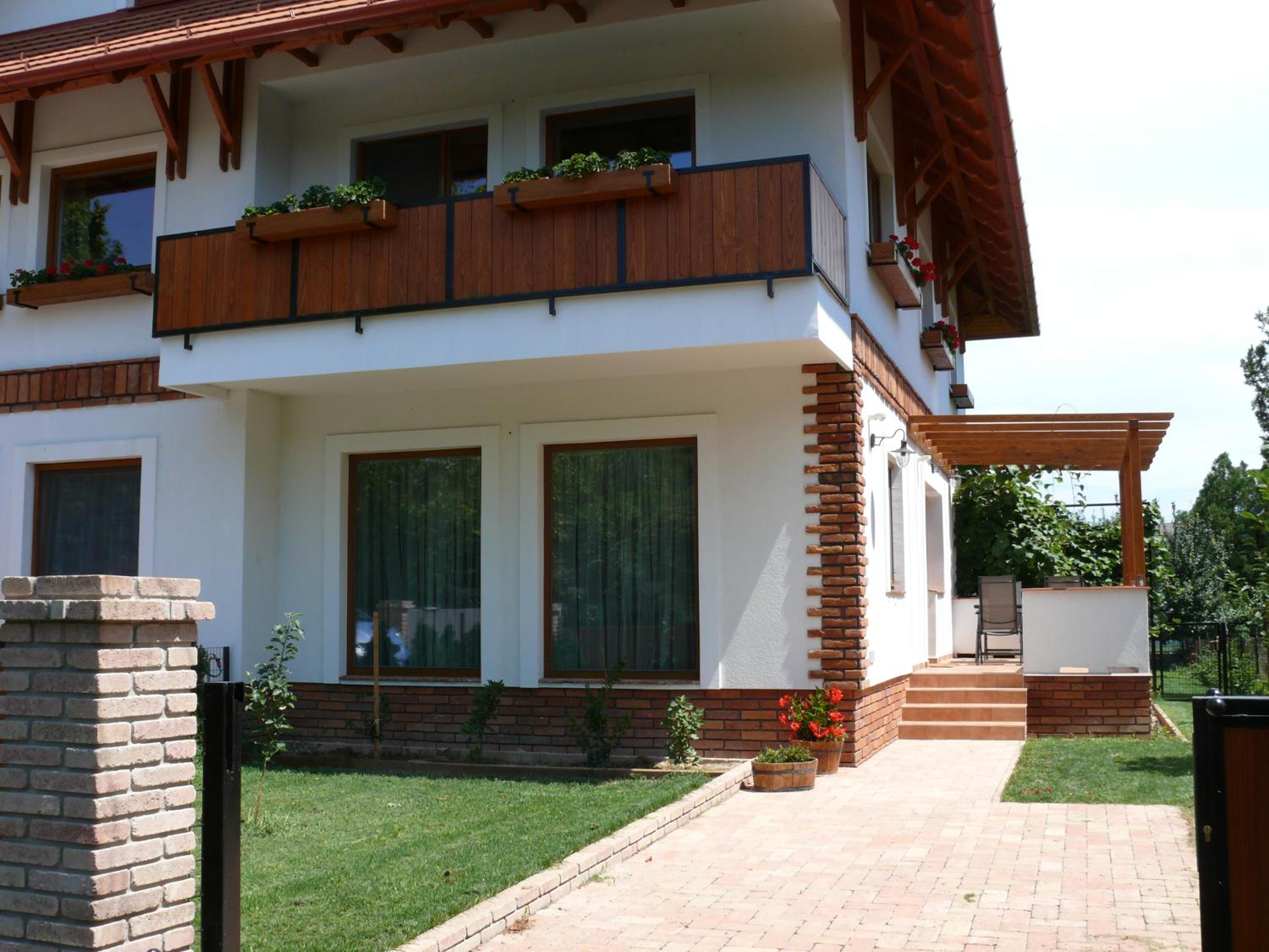 Sára Apartman view 2