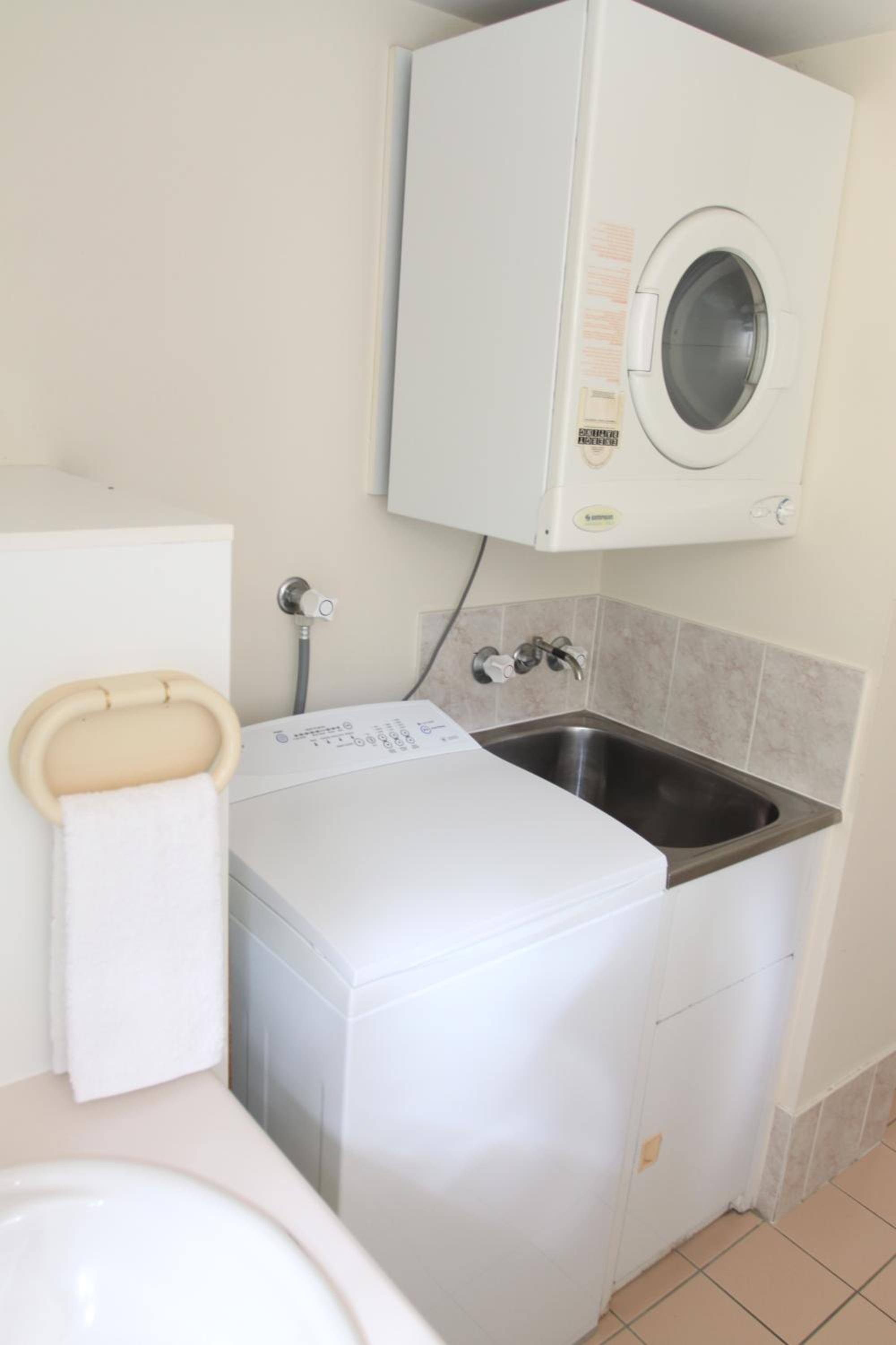 Koala Cove Holiday Apartments
