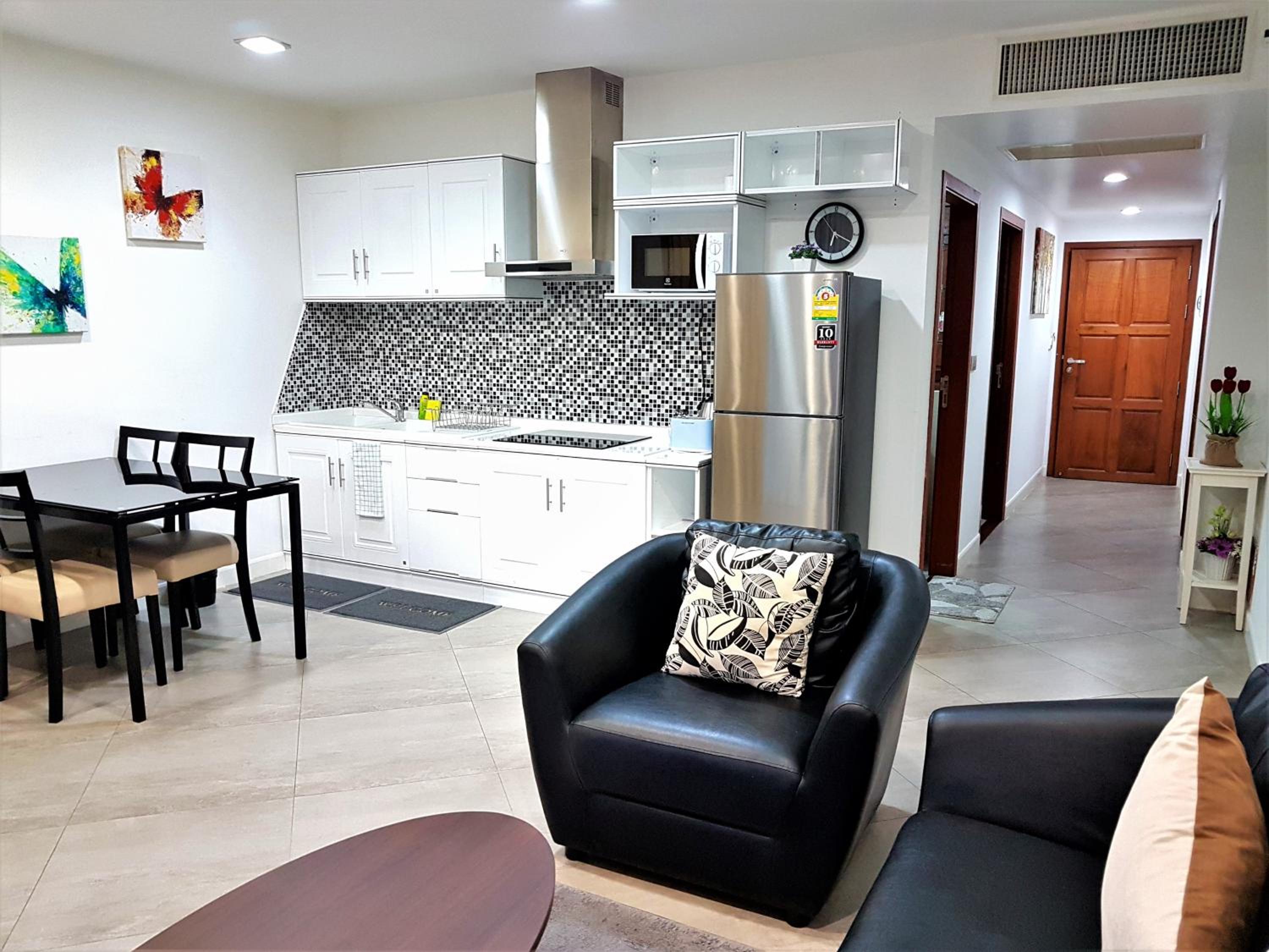 KB Apartments Karon Beach by PHR