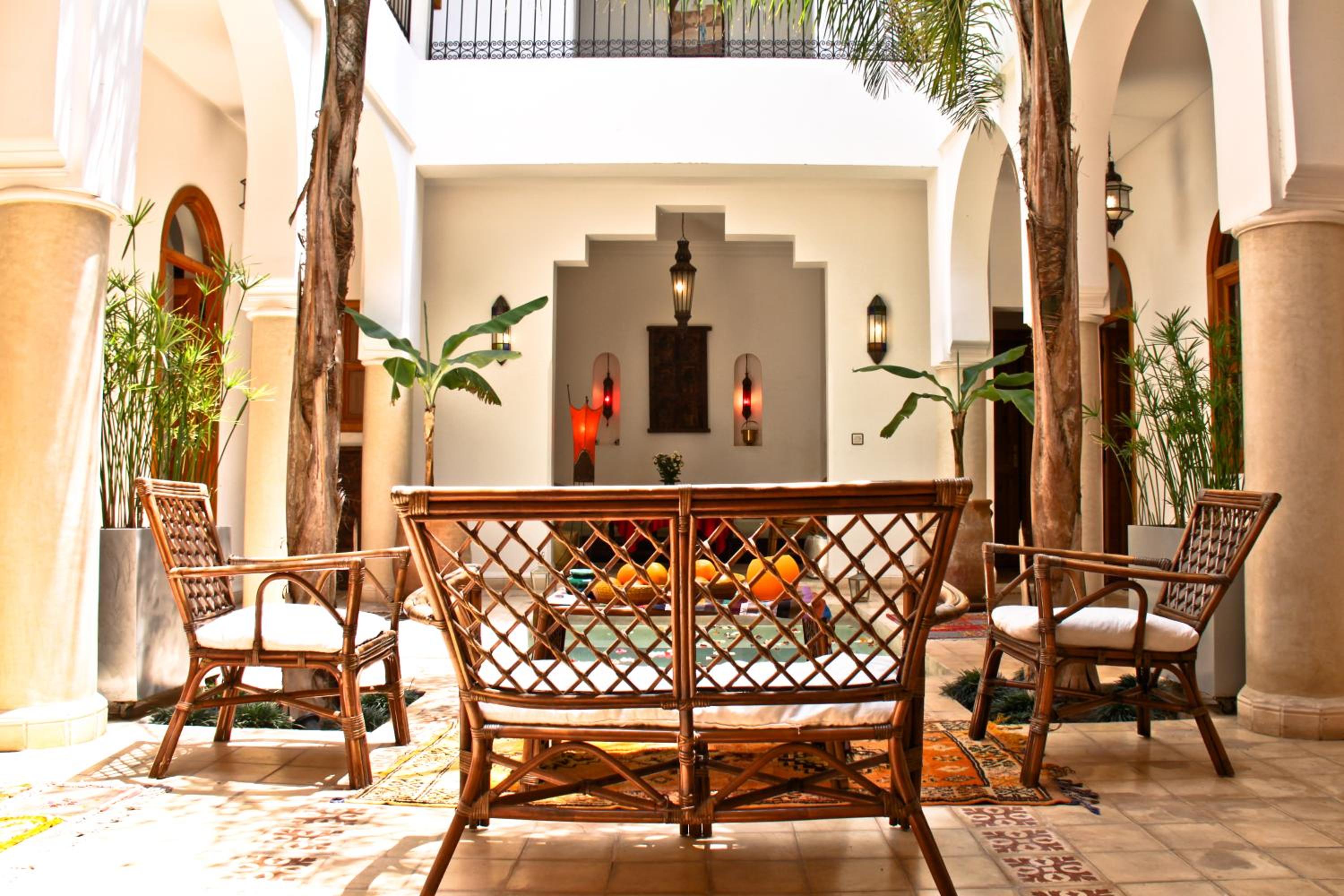 lounge