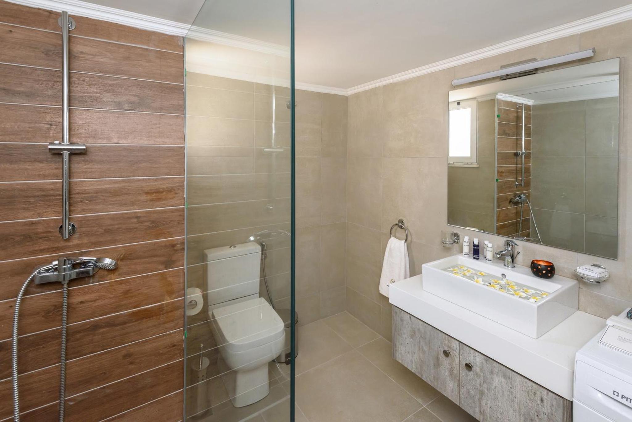 Aspasias Luxury Suite