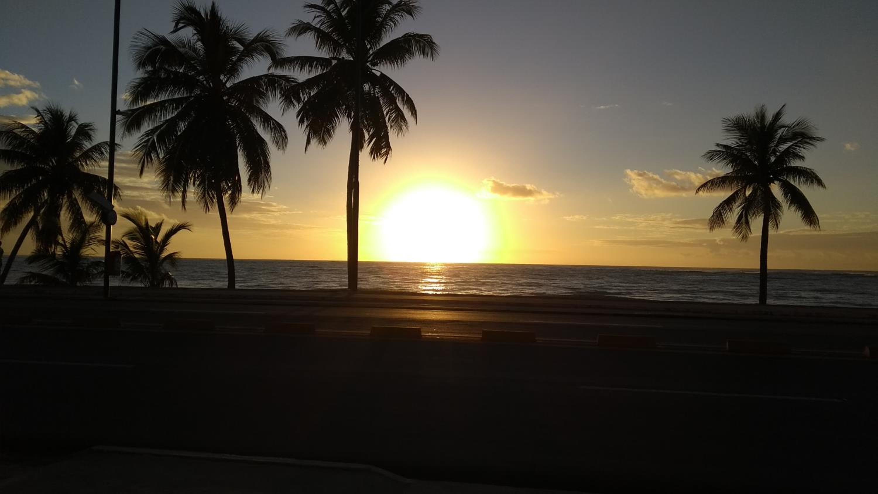 Apartamento beira mar por temporada - Maceió