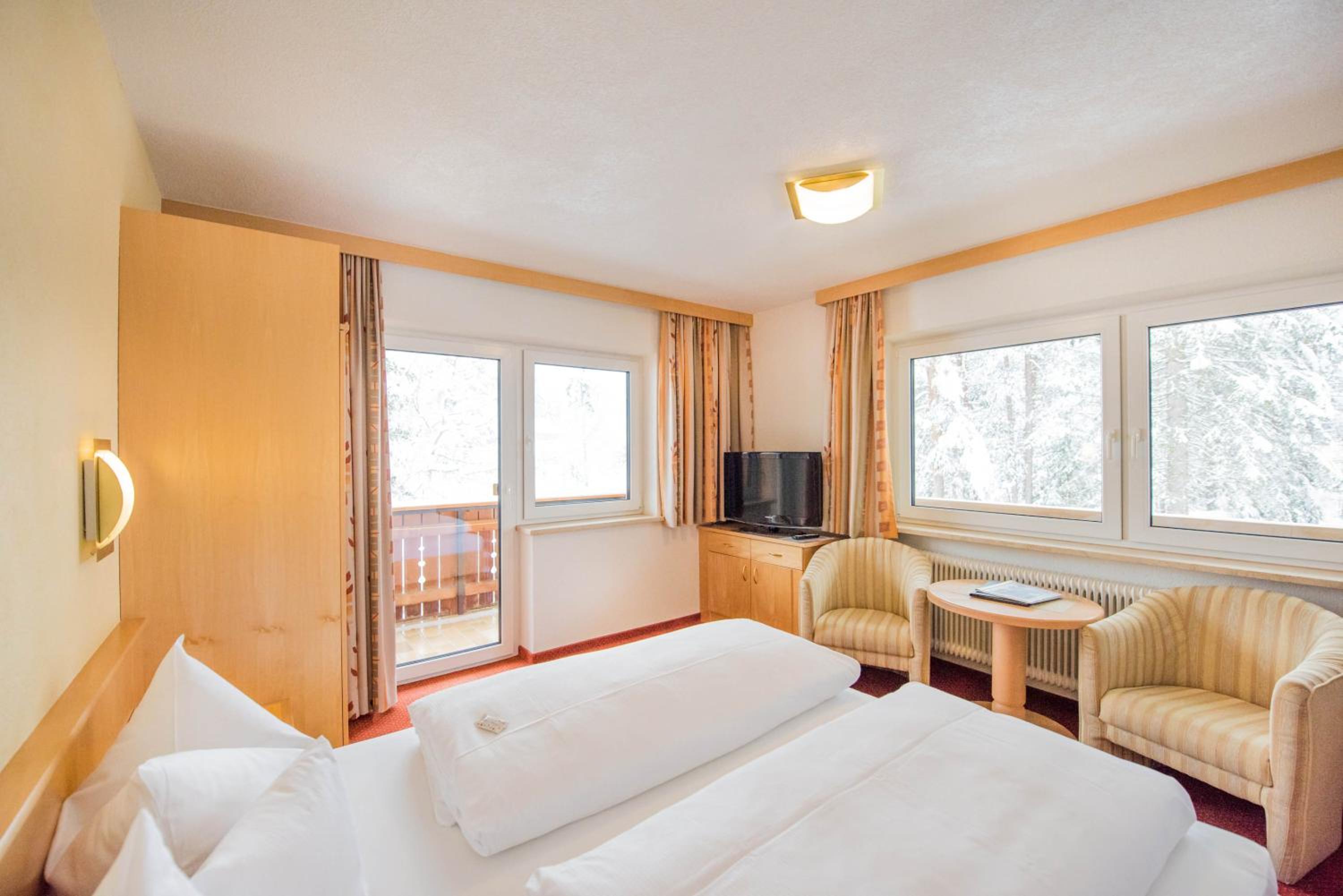 Hotel Garni Waldhof - Wohlfühlen am Lech
