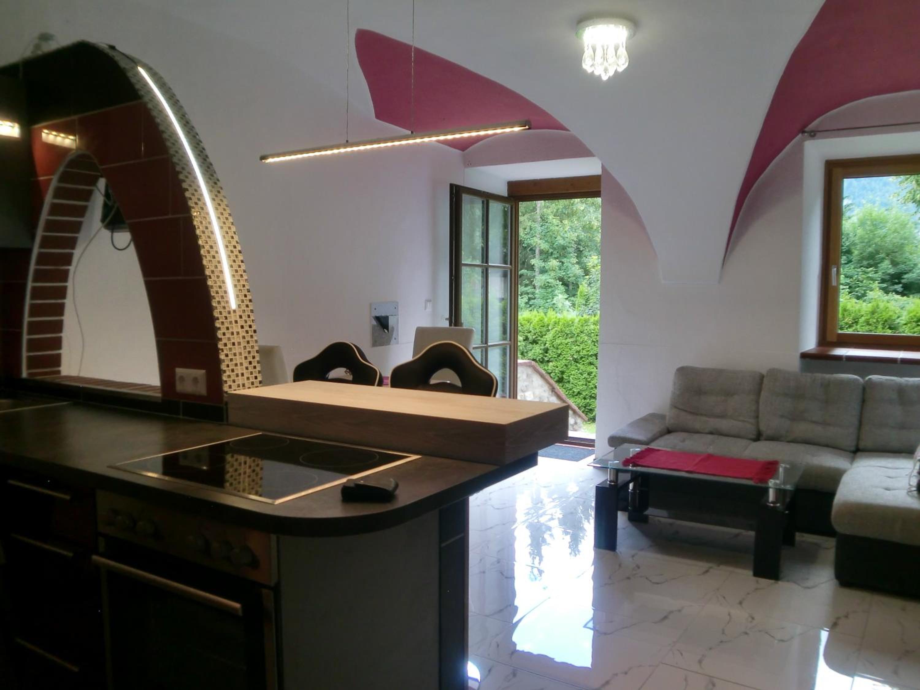 Garten- & Loggia-Appartement HERRENHAUS