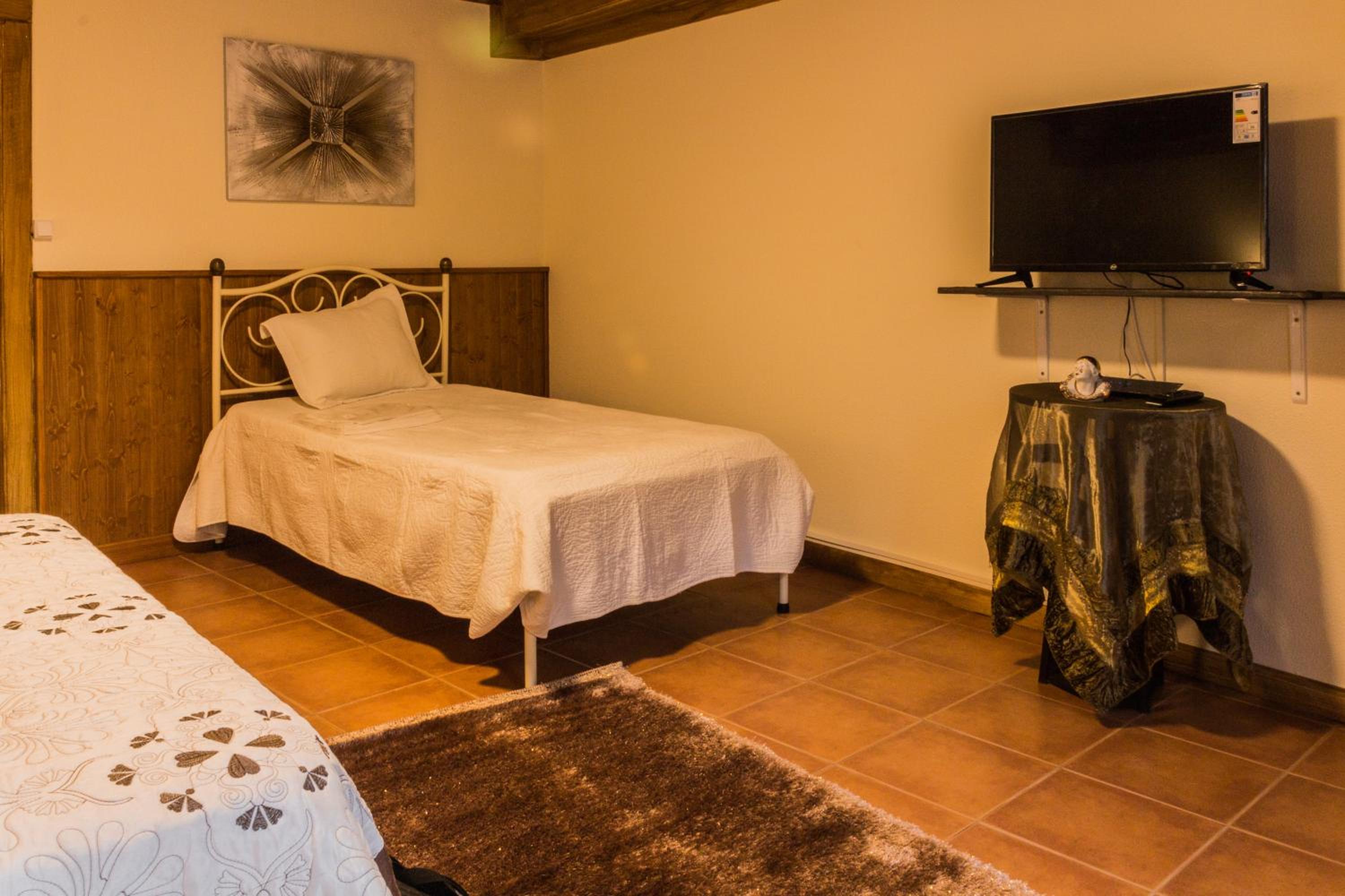 Portantiqua, guest house view 4