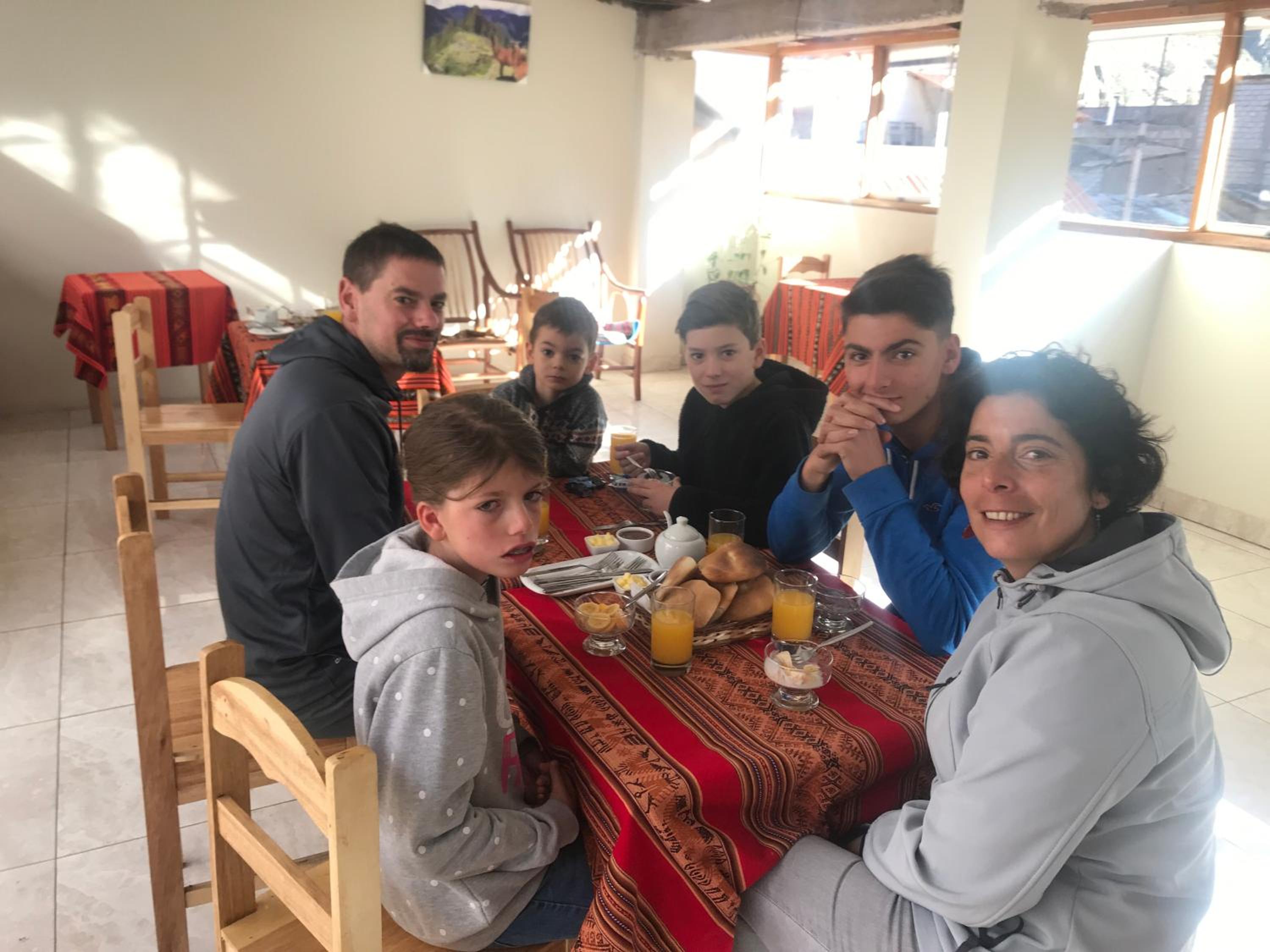 Hostal Apu Qhawarina