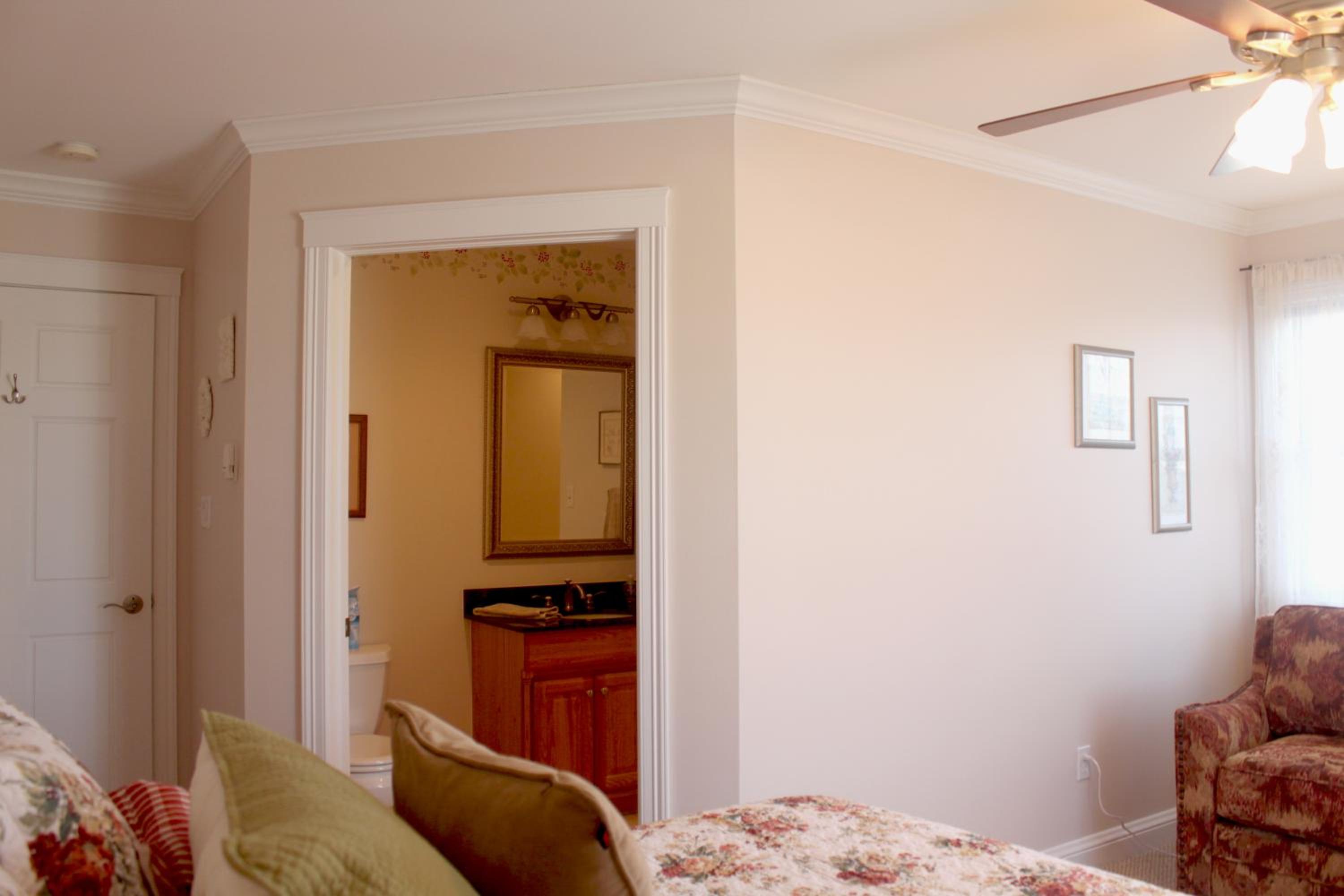 Lamp Post Lodge - Property Image 1