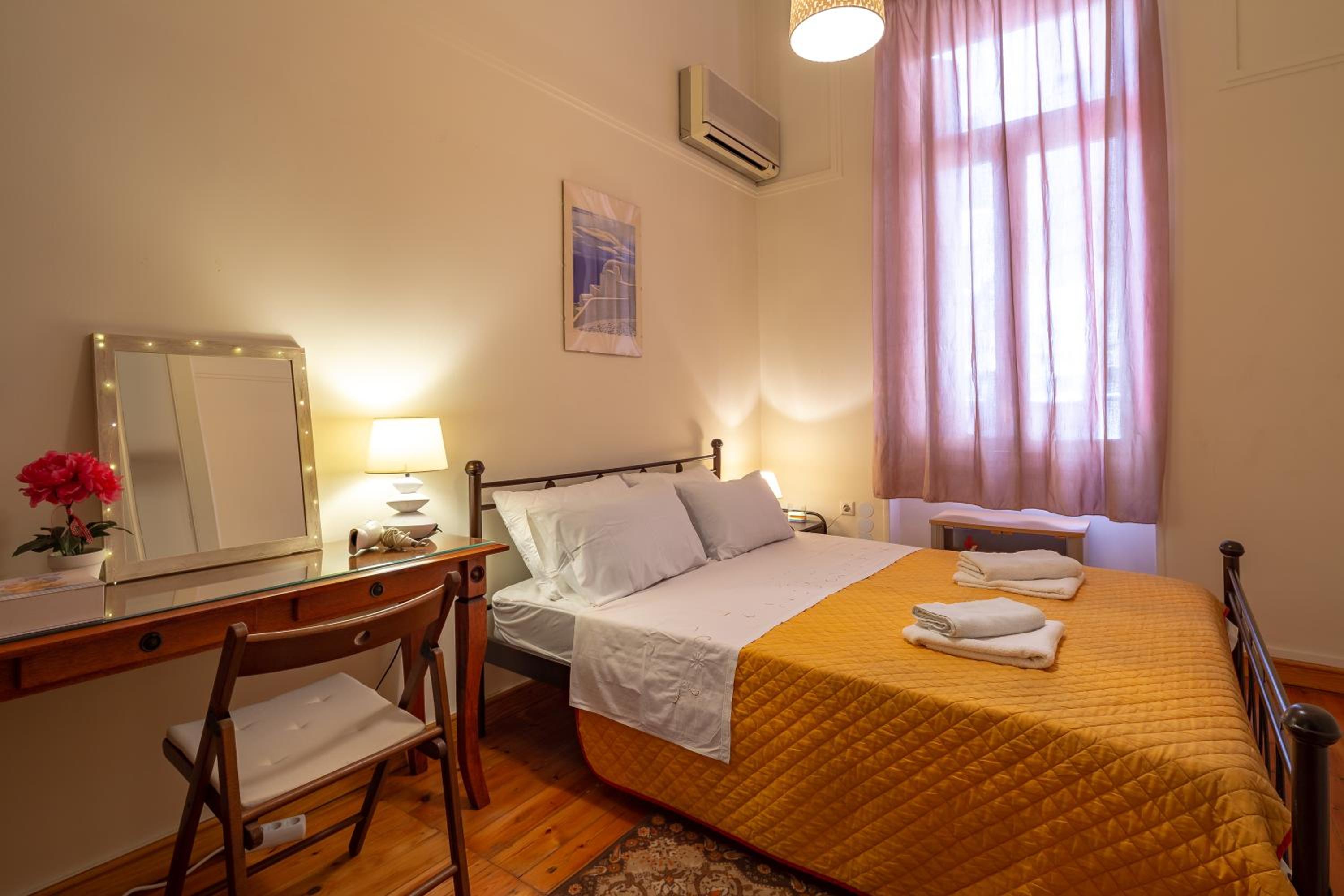 Stately central apartment