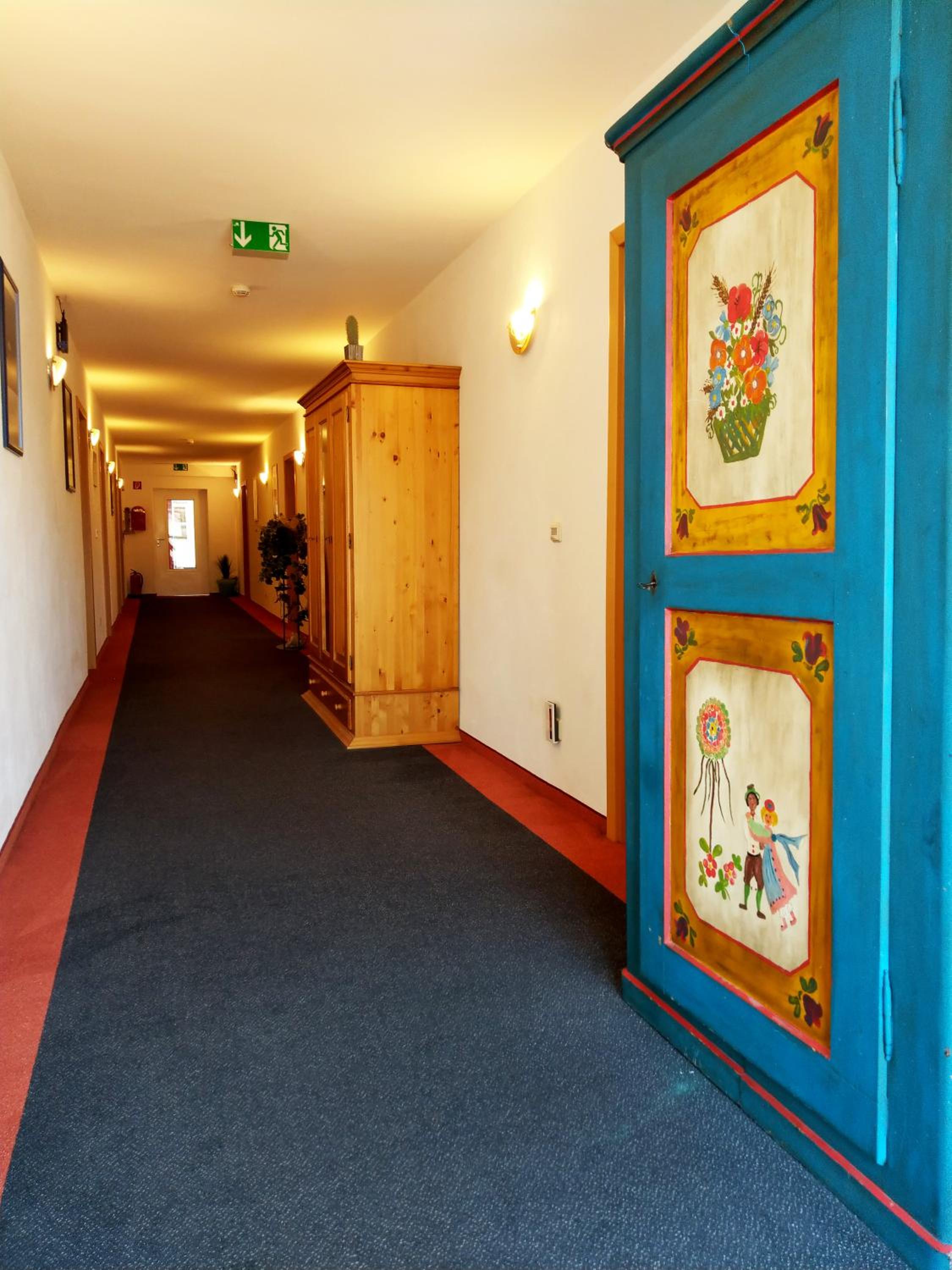 Photo 27