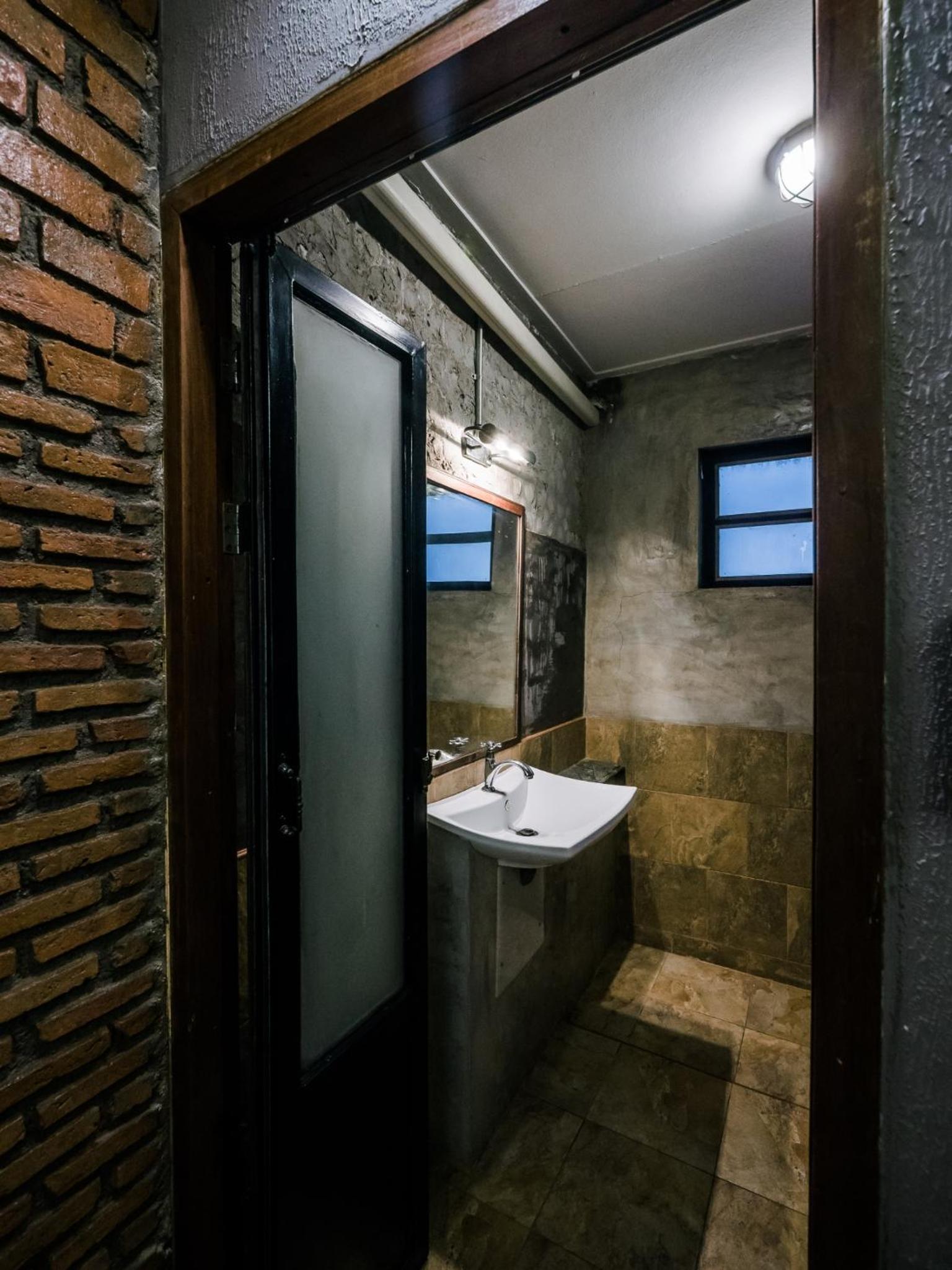 Zeds Hostel Bangkok