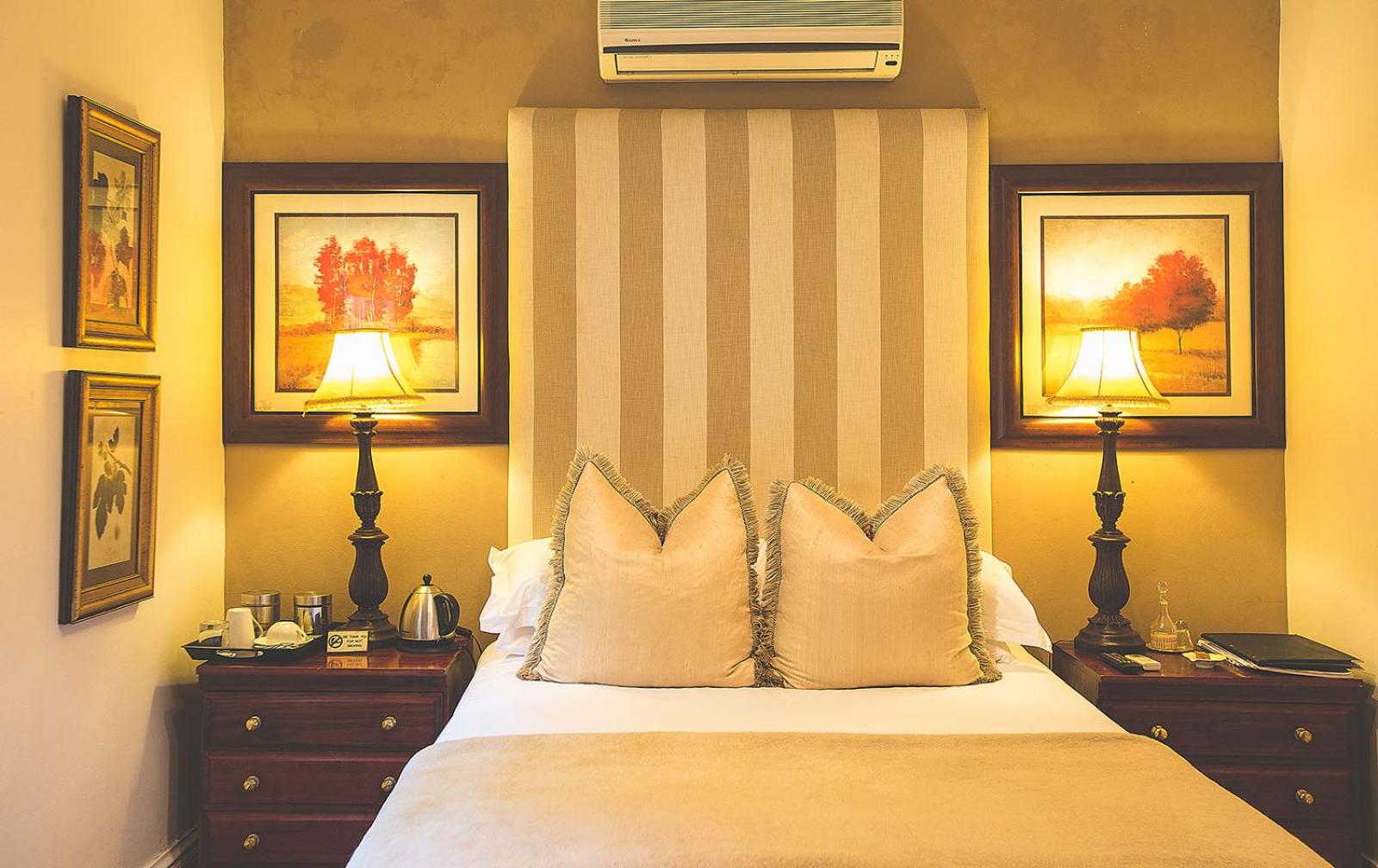 Goble Palms Guest Lodge & Urban Retreat